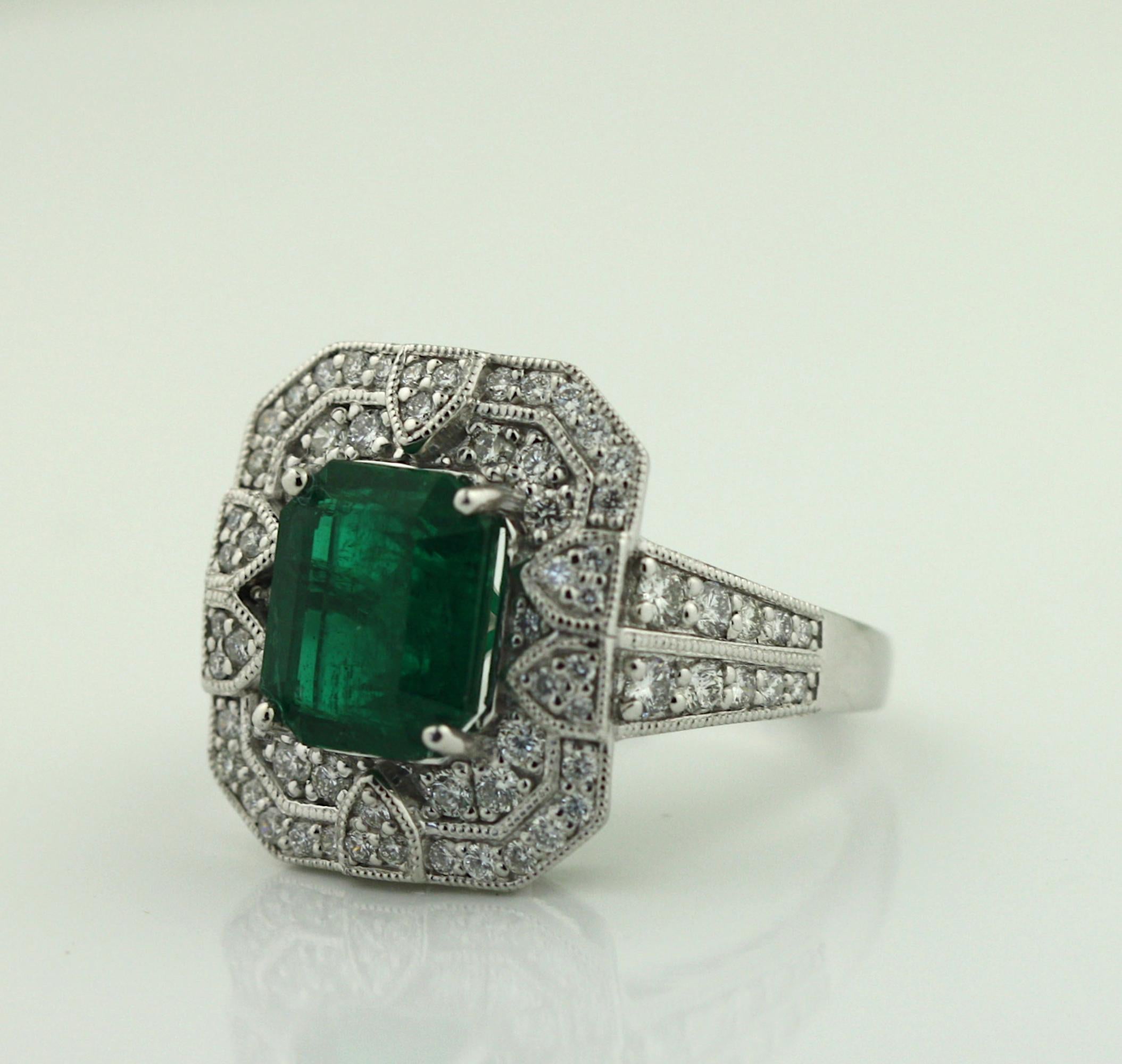Platinum Emerald and Diamond Ring   In Good Condition For Sale In Palm Beach, FL