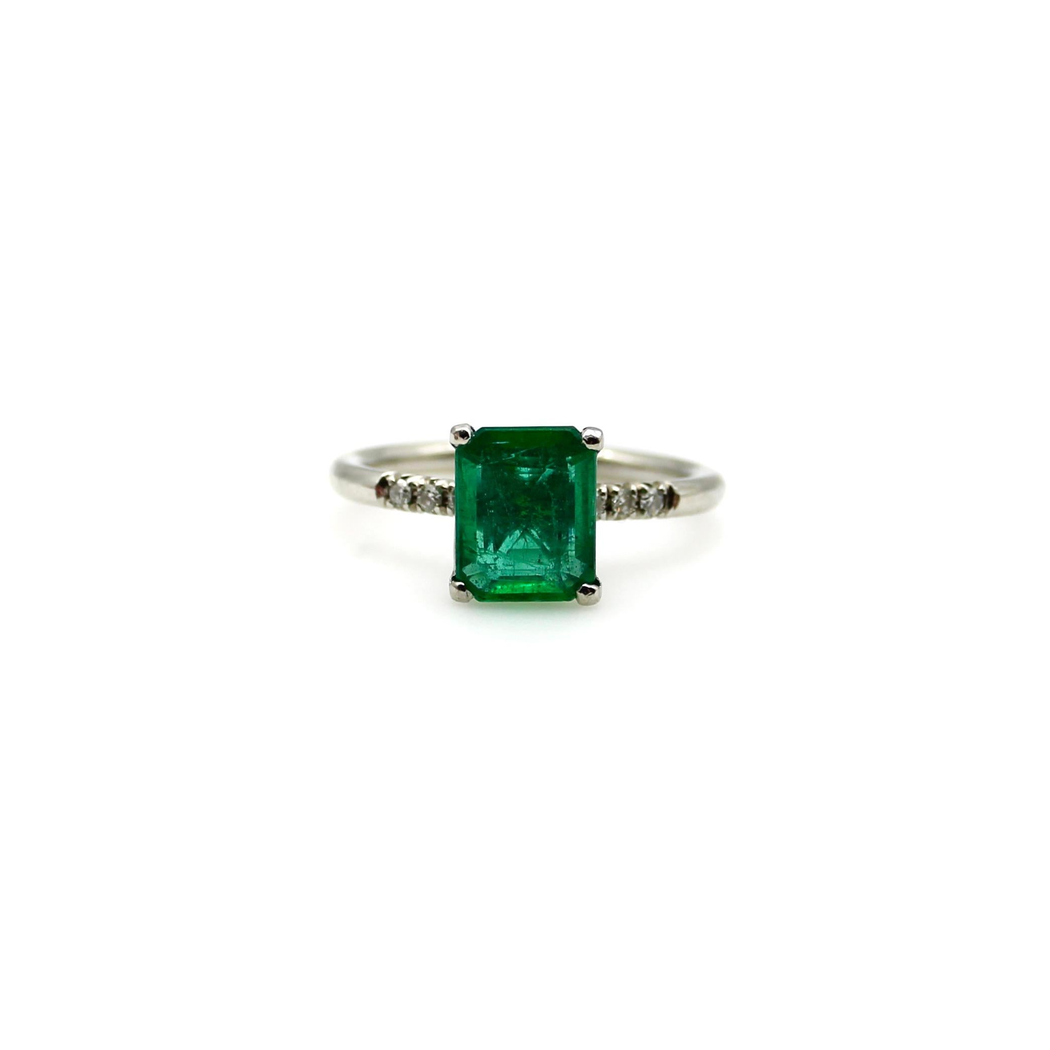 Platinum Emerald and Diamond Solitaire Ring For Sale 1