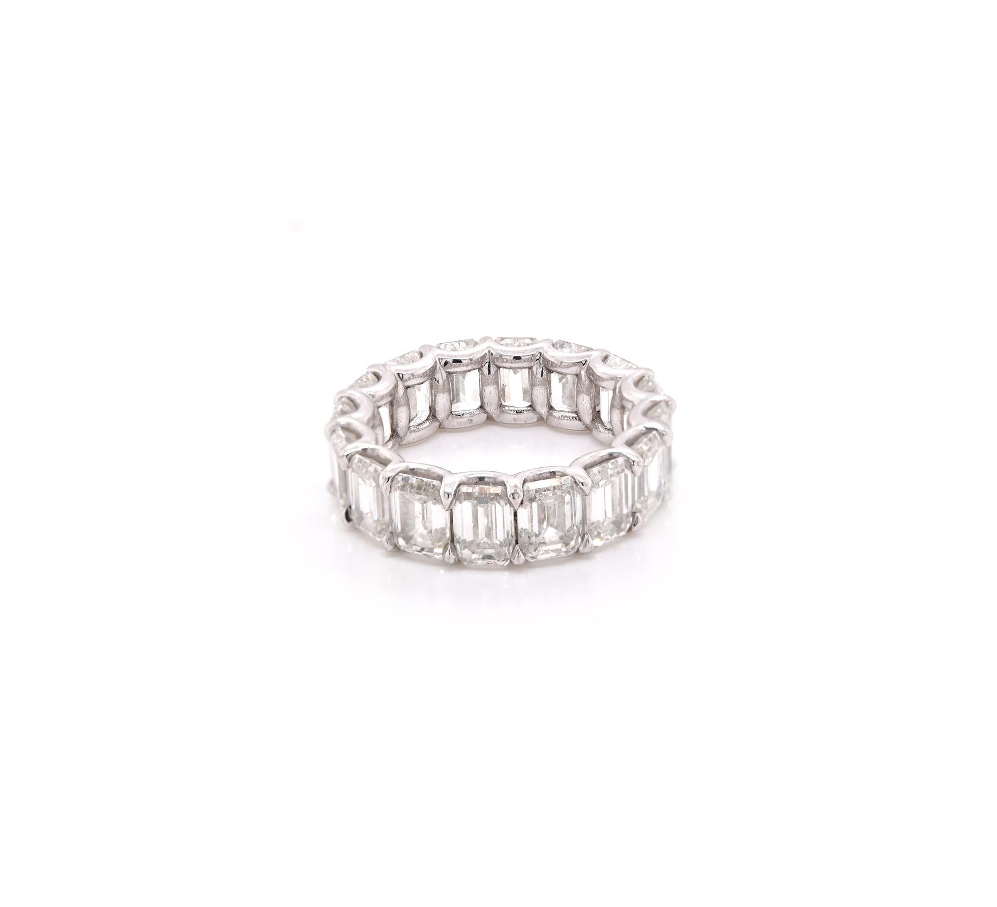 Designer: Custom
Material: platinum
Diamonds: 16 emerald cut =8.48cttw
Color: G - H
Clarity: (2) IF, (2) VVS1, (2) VVS2, (2) VS1, (8) VS2
GIA CERTS INCLUDED
Size: 5.5
Dimensions: ring measures 5.82mm in width
Weight: 6.49 grams
