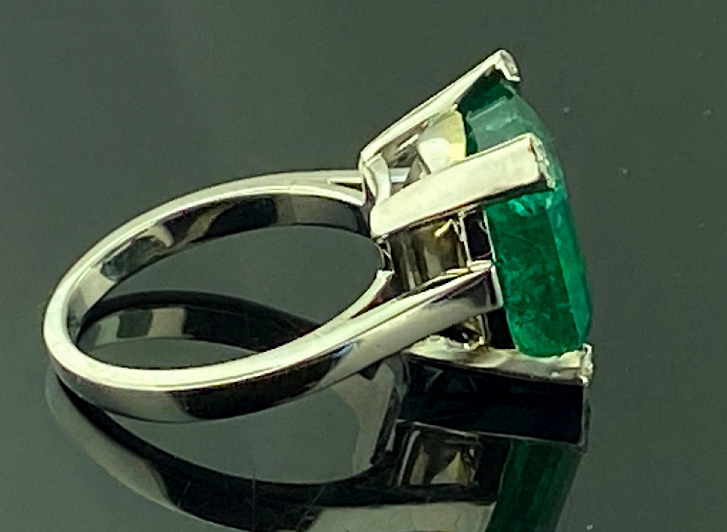 Platinum Emerald Cut Emerald Ring with Diamonds For Sale 1