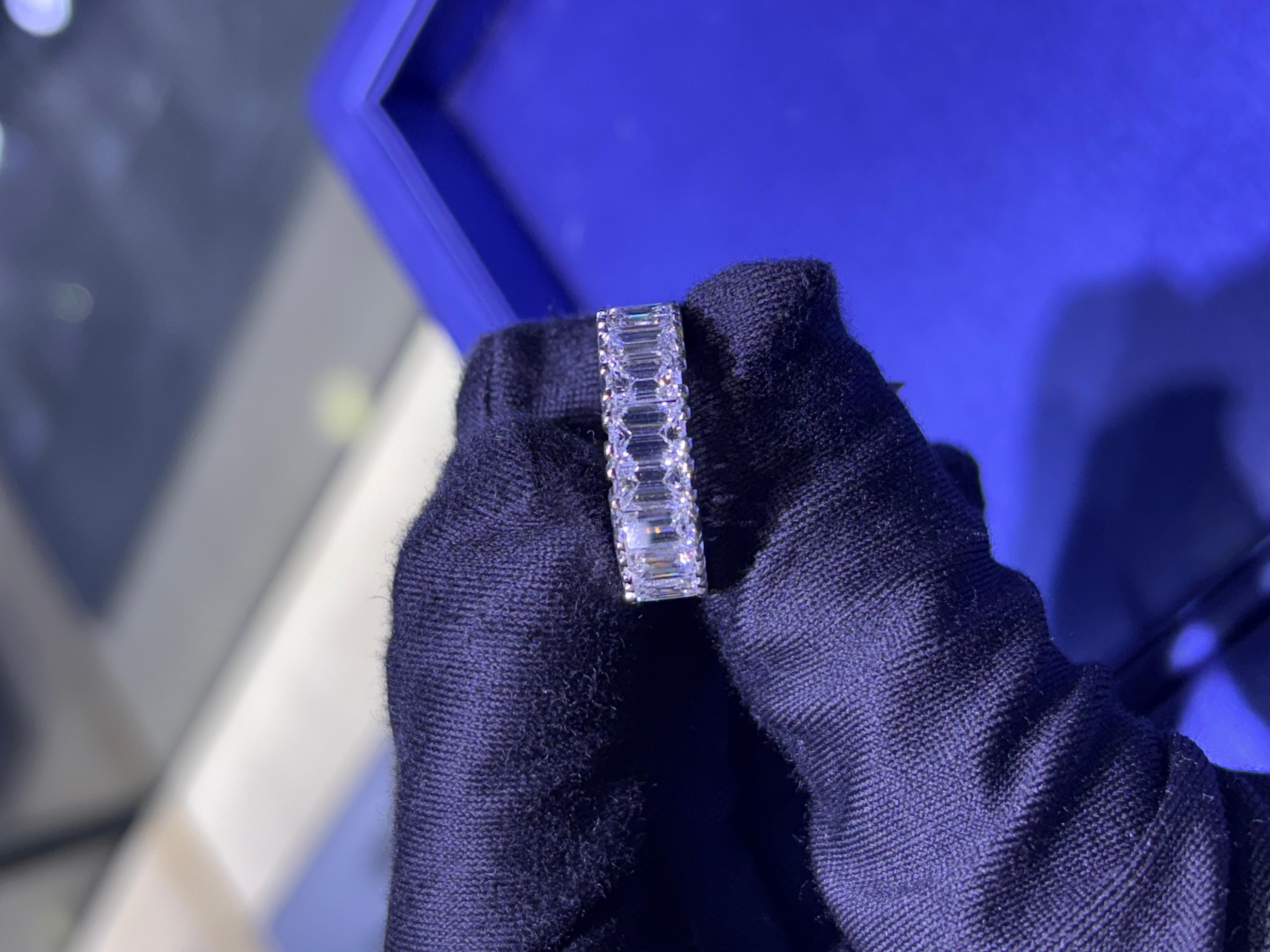 Platinum Emerald Cut Natural Diamond Eternity Band For Sale 1