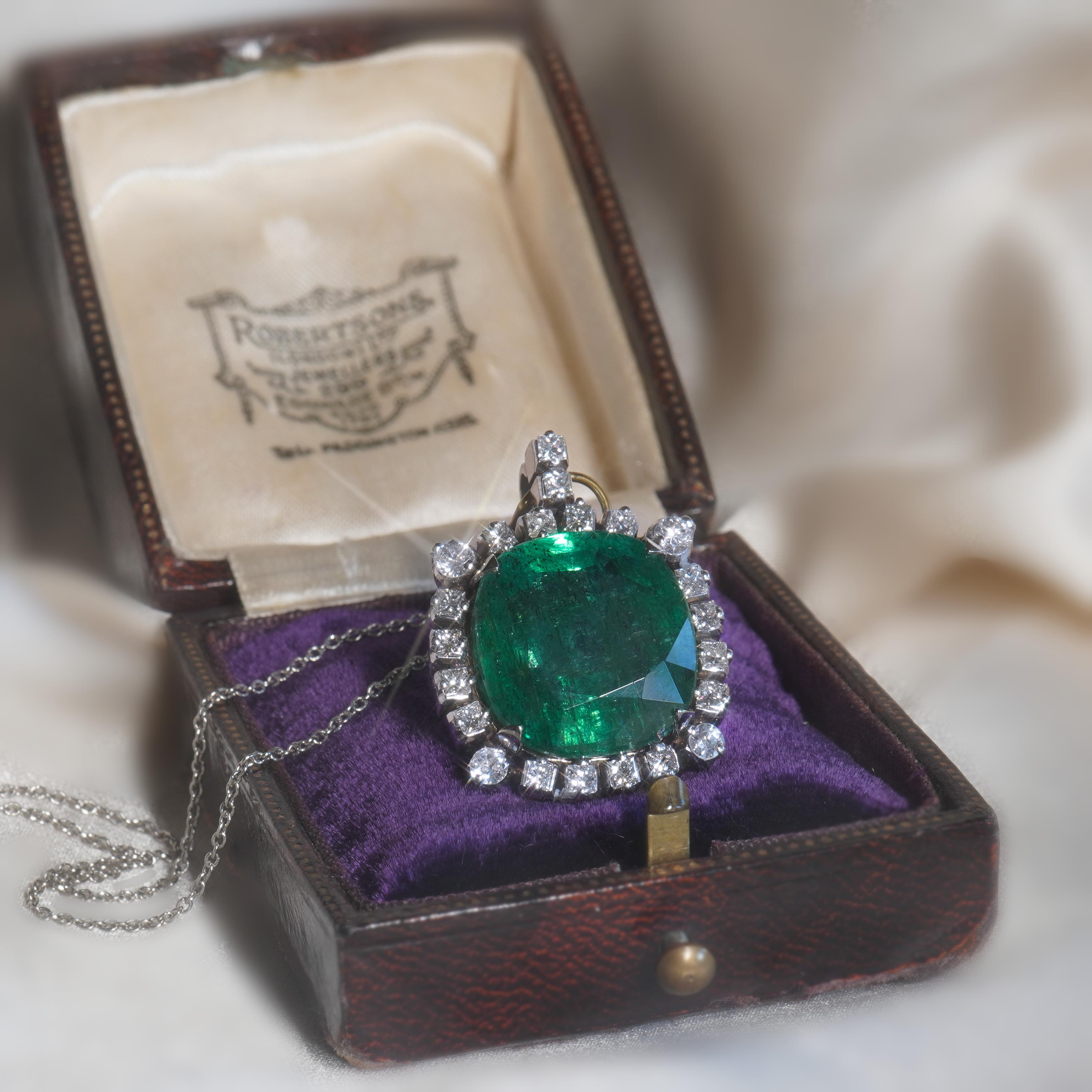 Platinum Emerald Diamond Vintage Pendant GIA Necklace Chain VS Huge 15.85 Carats In Excellent Condition In Sylvania, GA