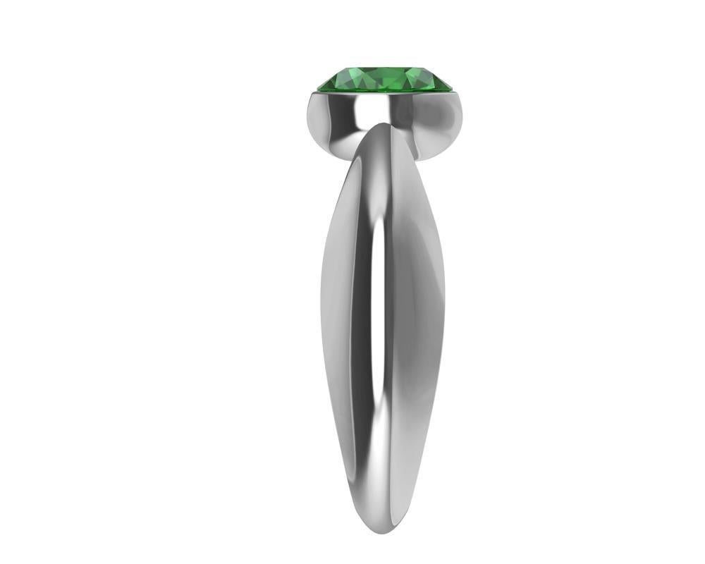 Im Angebot: Platin 1,12 Karat Smaragd-Skulptur-Ring () 2