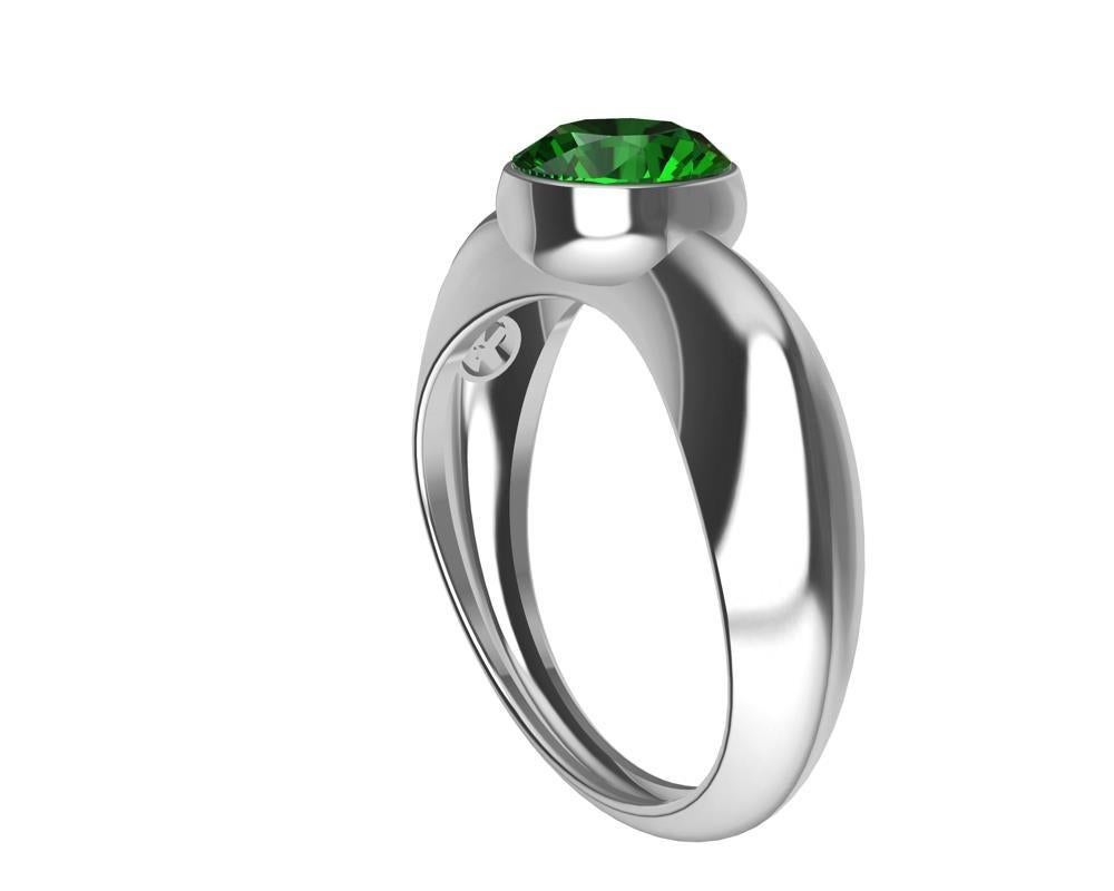 For Sale:  Platinum 1.12 Carat Emerald Sculpture Ring 4