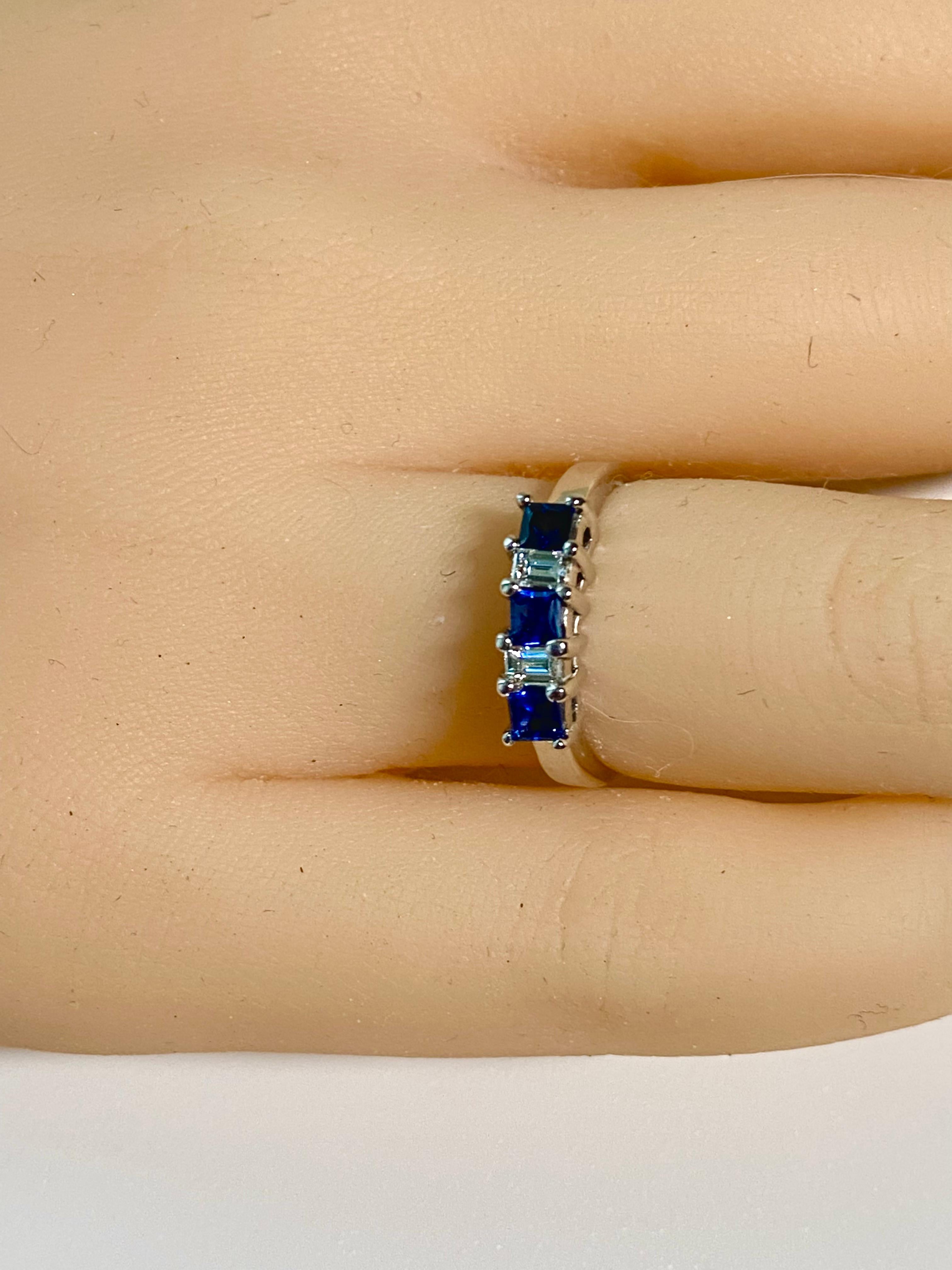 Platinum Emerald Shaped Diamond Princess Shaped Sapphire 1.10 Carat Ring For Sale 3