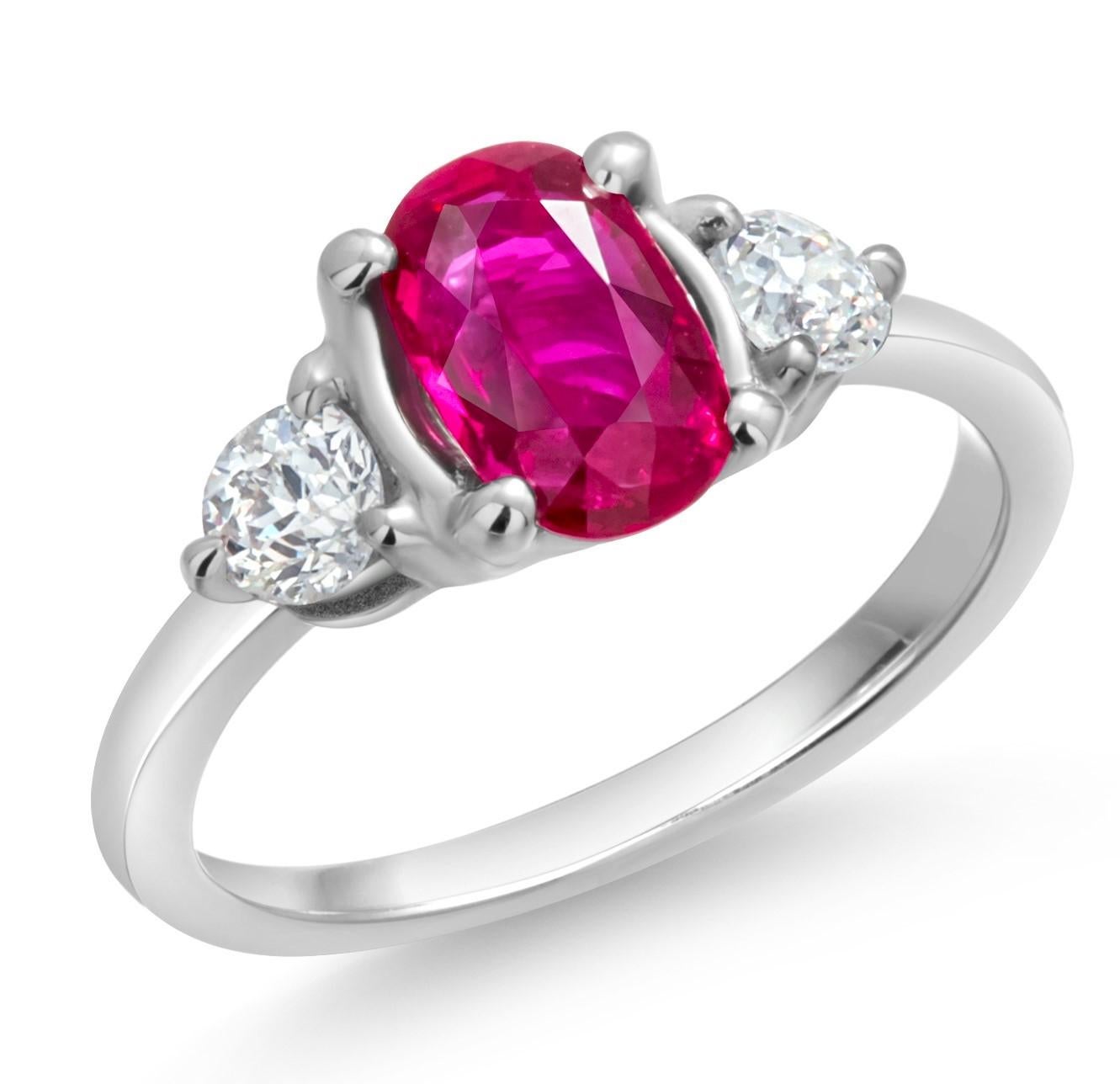 Verlobungsring aus Platin mit GIA-zertifiziertem 1,01 Karat ovalem Rubin und seitlichen Diamanten im Angebot 1
