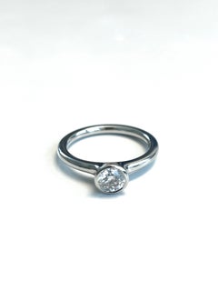 Verlobungsring aus Platin mit 0,50 Karat Diamant im Brillantschliff G-vs1