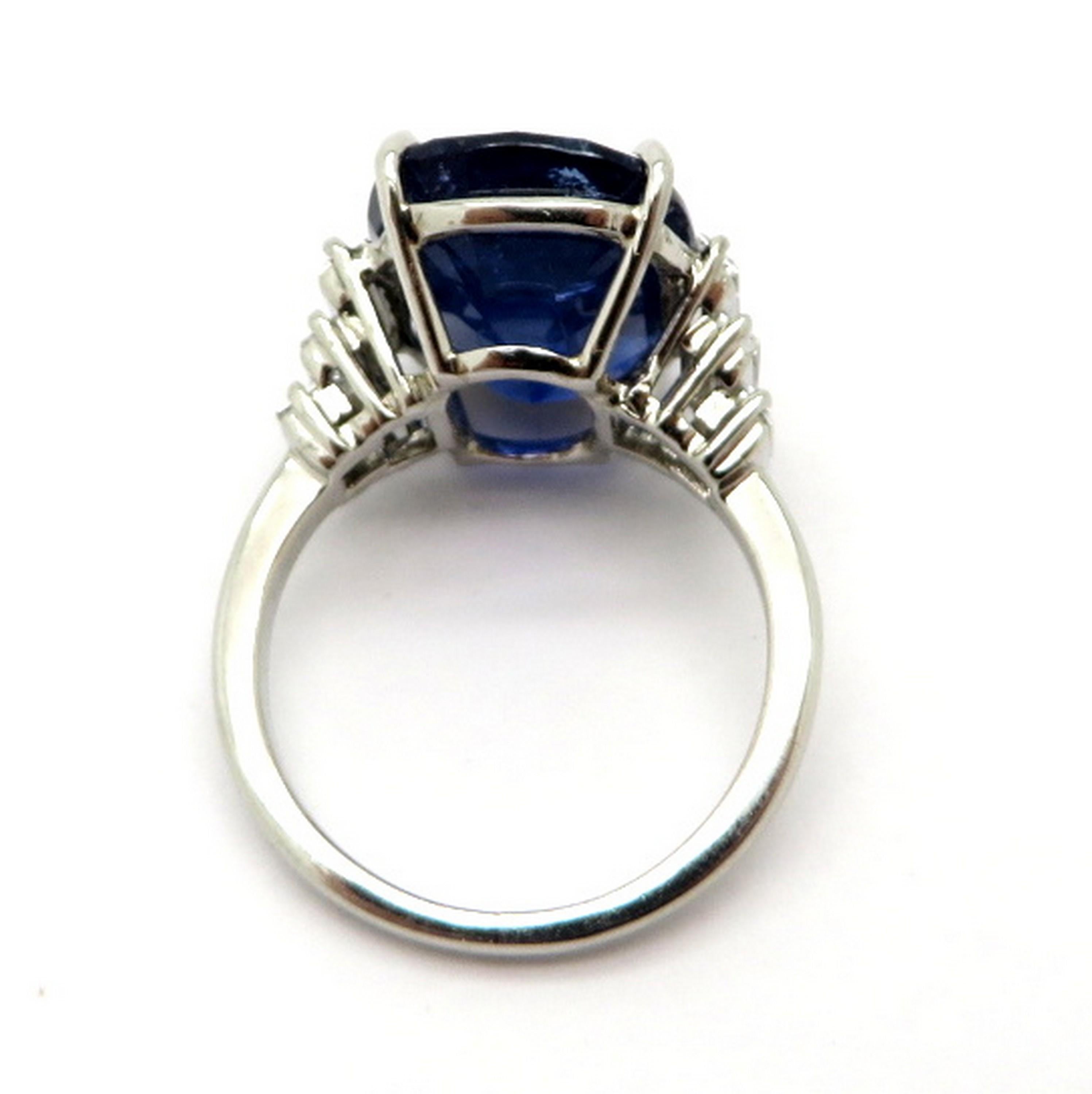 Platinum Estate 12.92 Carat Cushion Sapphire and Baguette Diamond Fashion Ring In Excellent Condition For Sale In Scottsdale, AZ