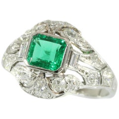 Platinum Diamond Engagement Ring with Certified Magnificent Colombian Emerald