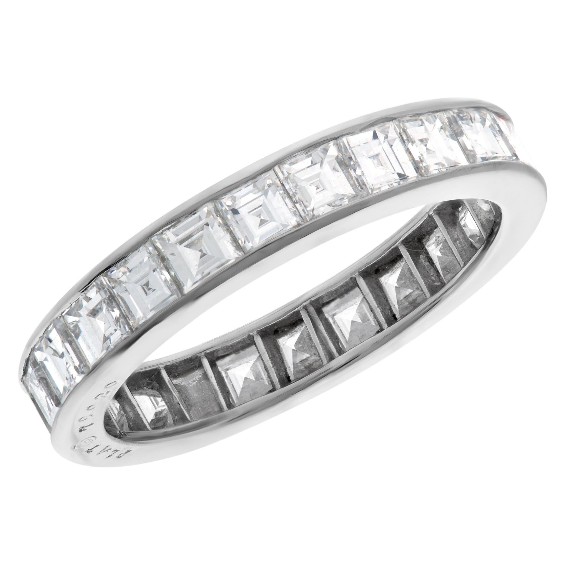 Fascia dell'eternità in platino con diamanti In condizioni ottime in vendita a Surfside, FL