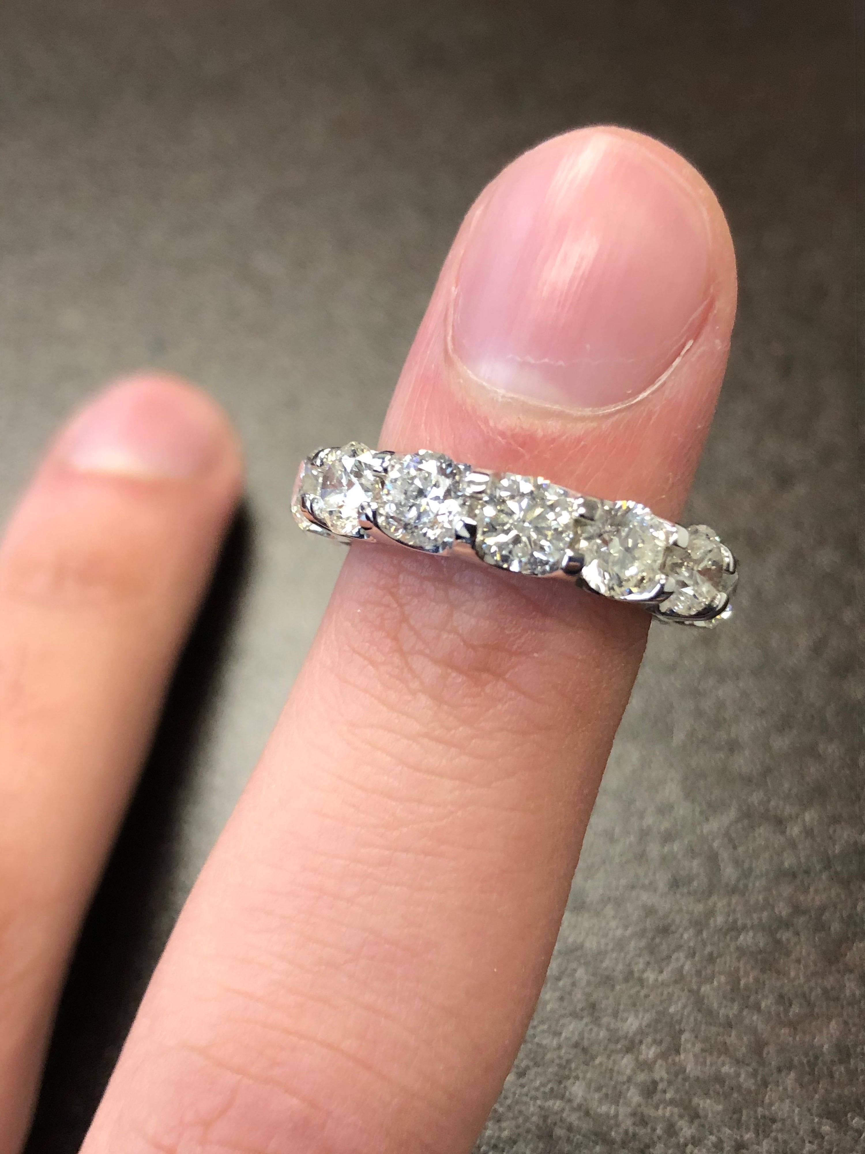 Platinum Eternity Ring 7 Carats. For Sale 3