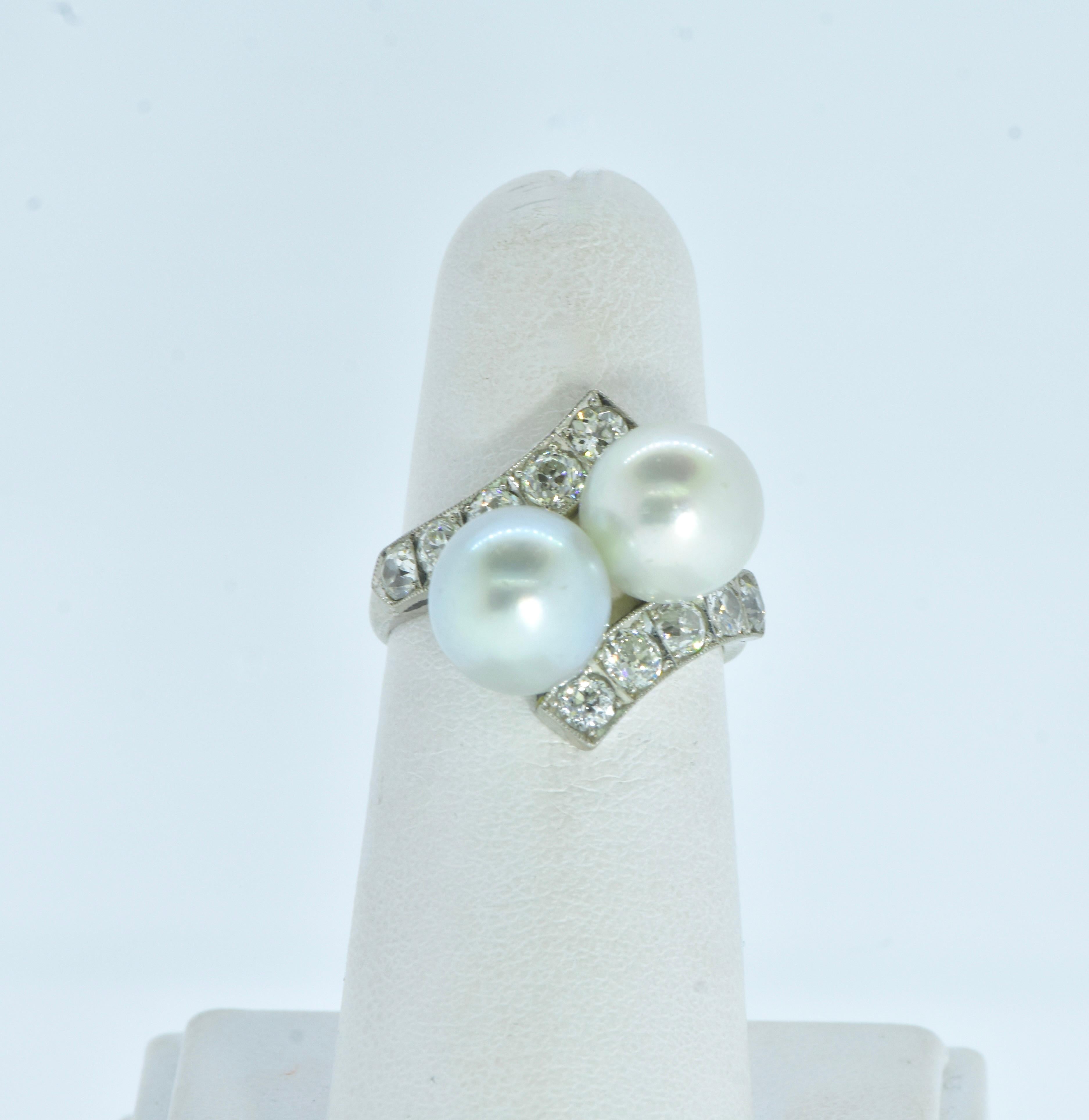 Platinum, European Cut Diamond & Light Pastel Color Pearl  Ring, circa 1935 In Excellent Condition For Sale In Aspen, CO