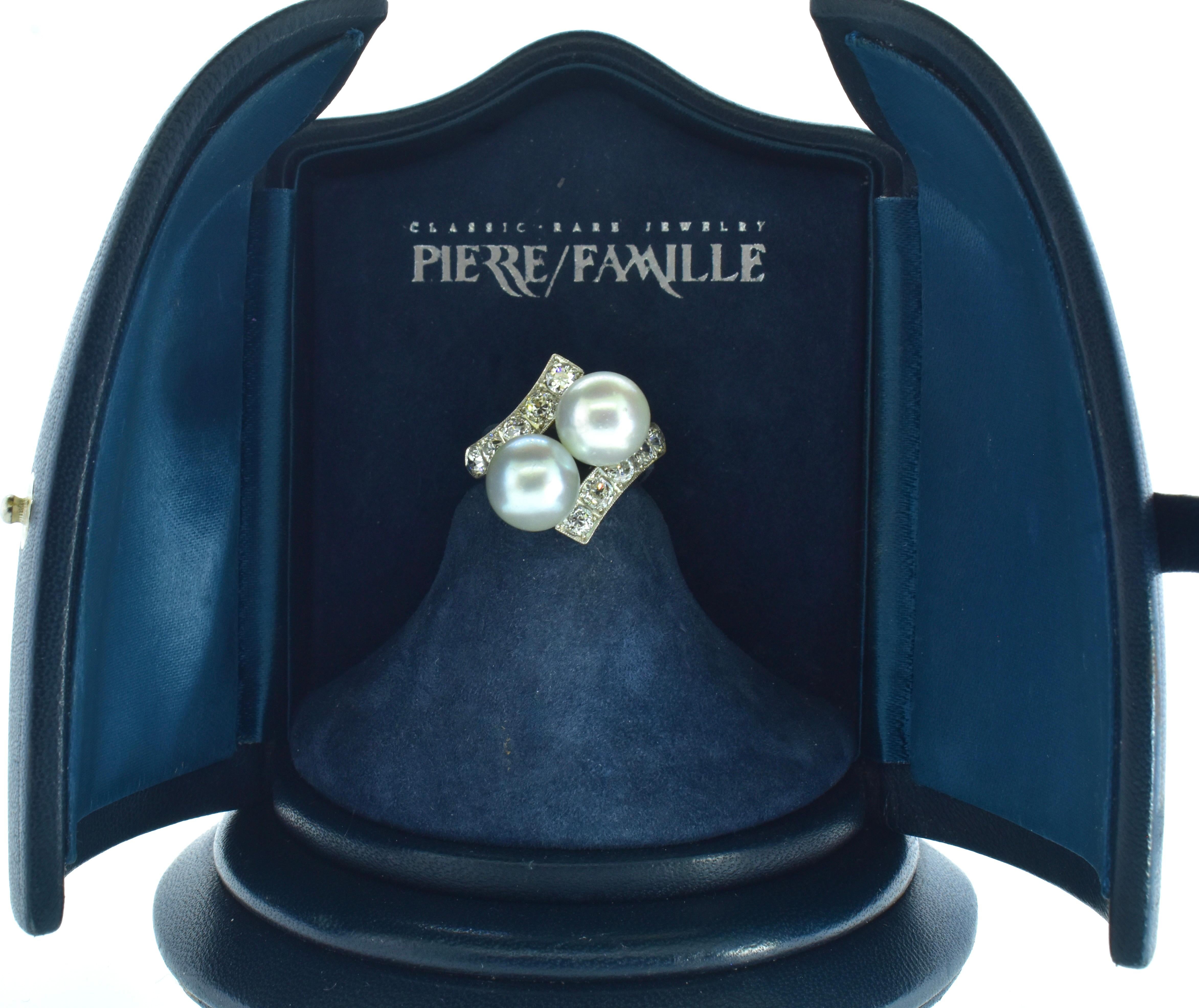Platin, Diamant im europäischen Schliff und helle pastellfarbene Perle  Ring, um 1935 im Angebot 3