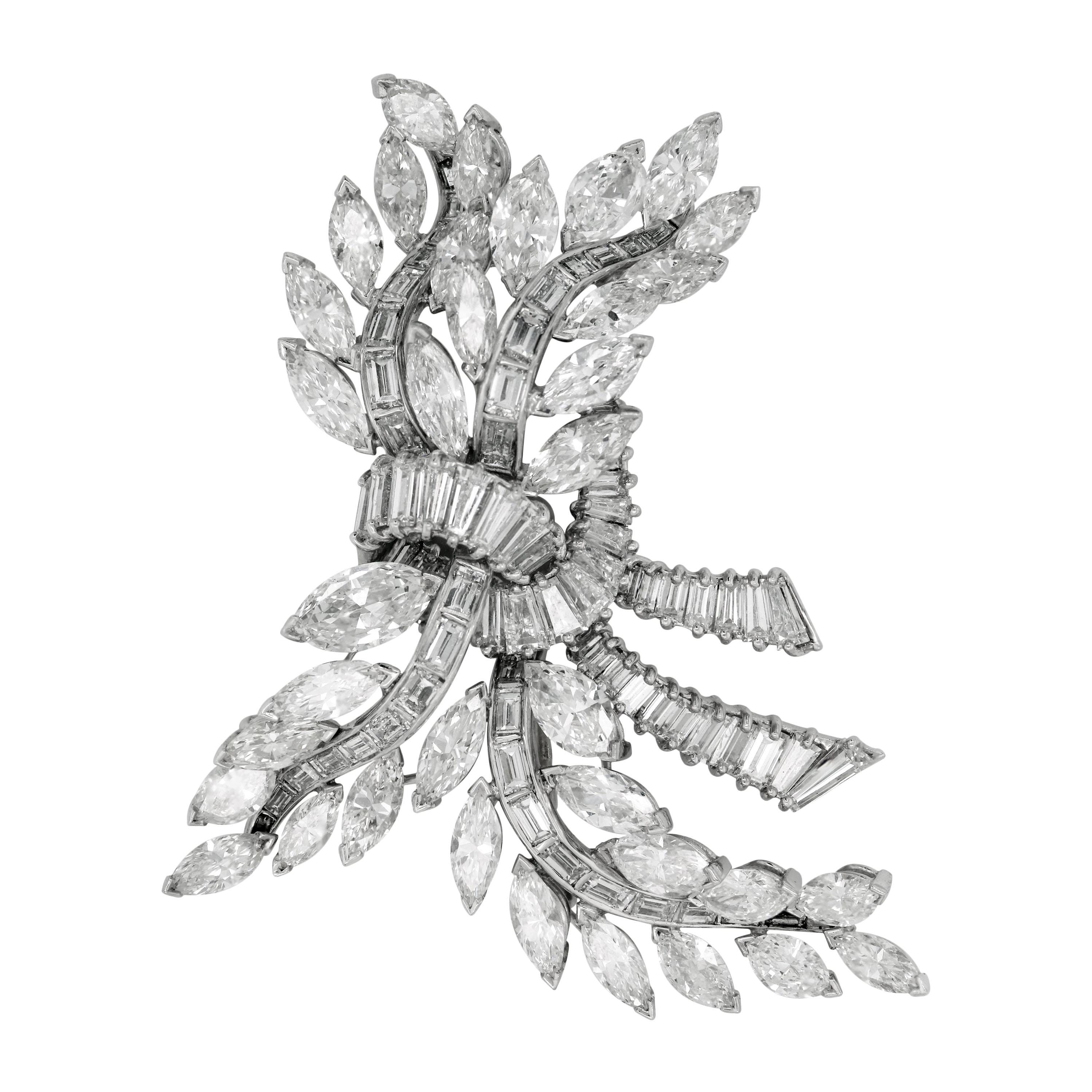 Platin Fancy Cut Diamanten Marquise Smaragd spitz zulaufende Baguette Brosche Pin im Angebot