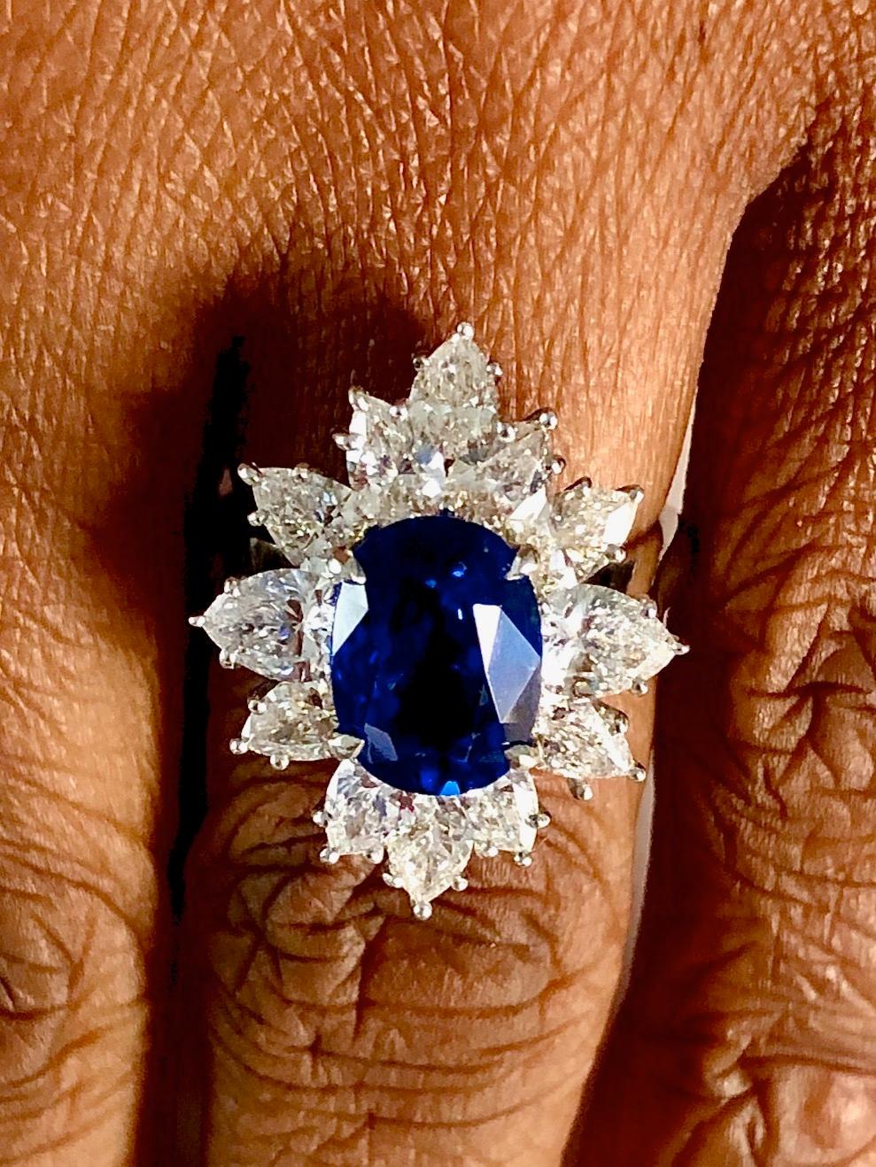 Contemporary Platinum Fancy Diamond and 4.30 Carat Ceylon Sapphire  Ring For Sale