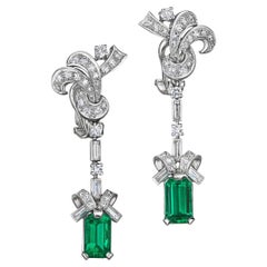Pendientes de platino con esmeralda de fantasía y diamantes TCW = 5,1 cts