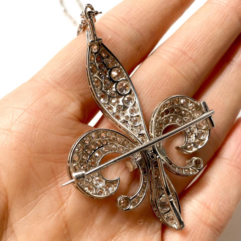 Art Deco Platinum Fleur-de-Lis Diamond Brooch Pendant Necklace