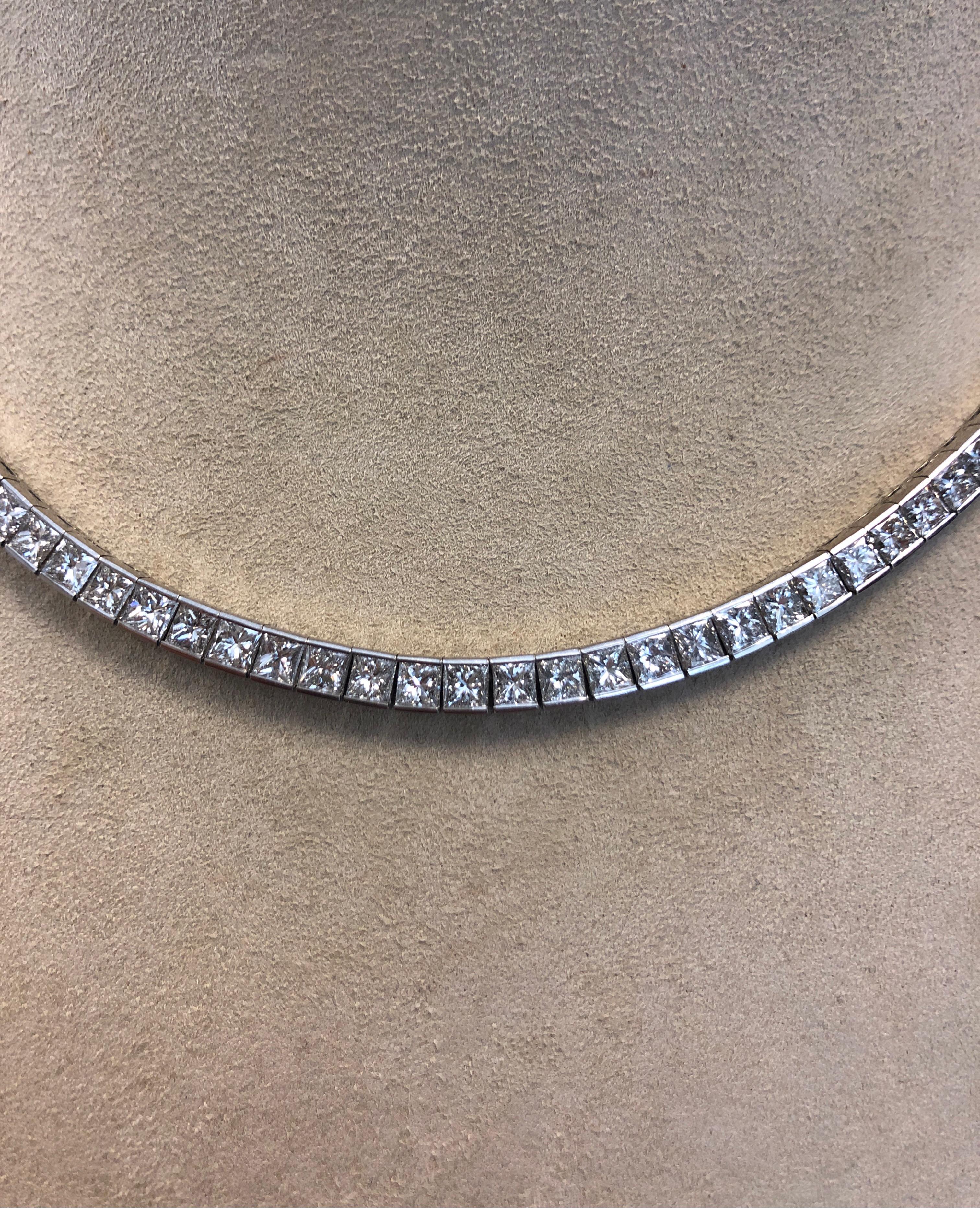 Platinum Flexible Necklace, Channel Set with 98 Square Princess Cut Diamonds In New Condition In Chicago, IL
