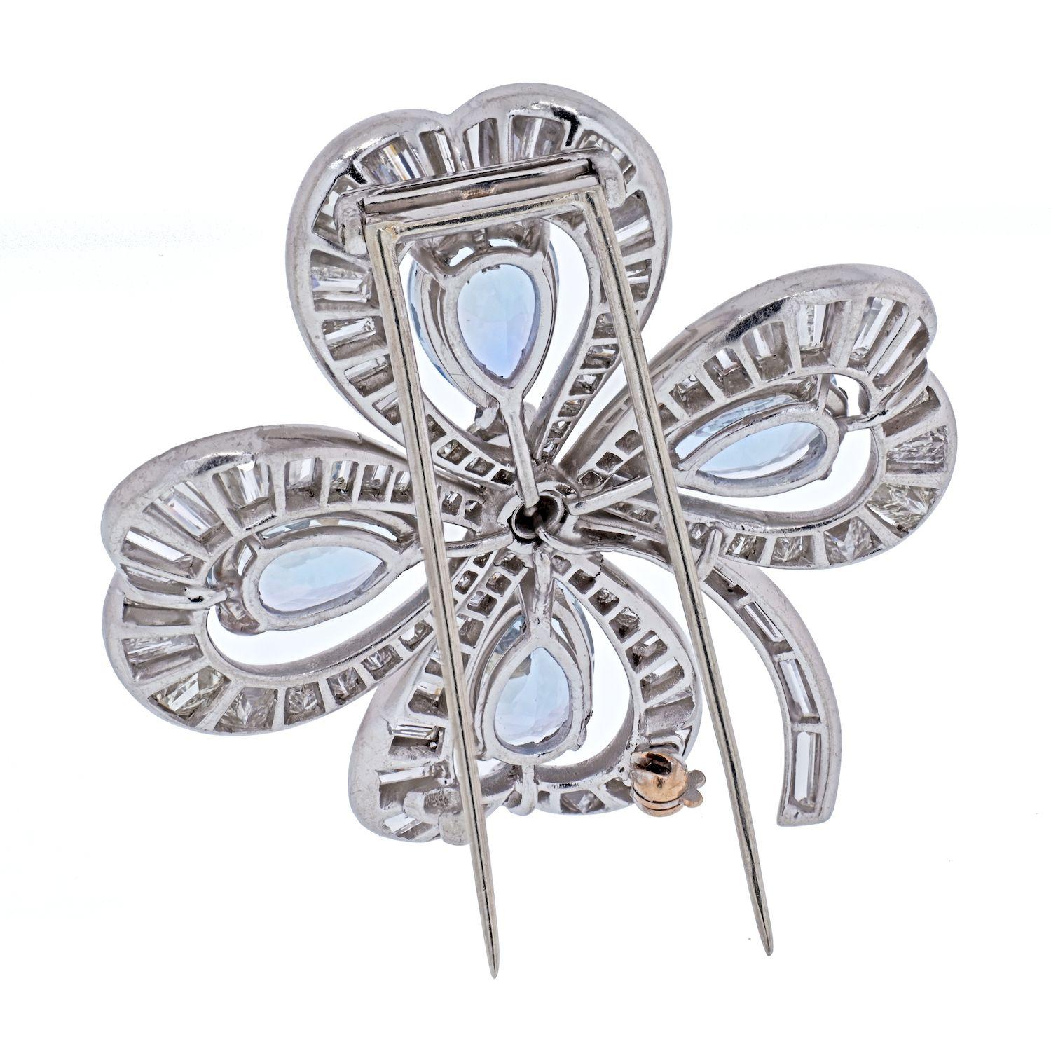 Modern Platinum Four Leaf Clover with Aquamarines and Diamonds Brooch For Sale