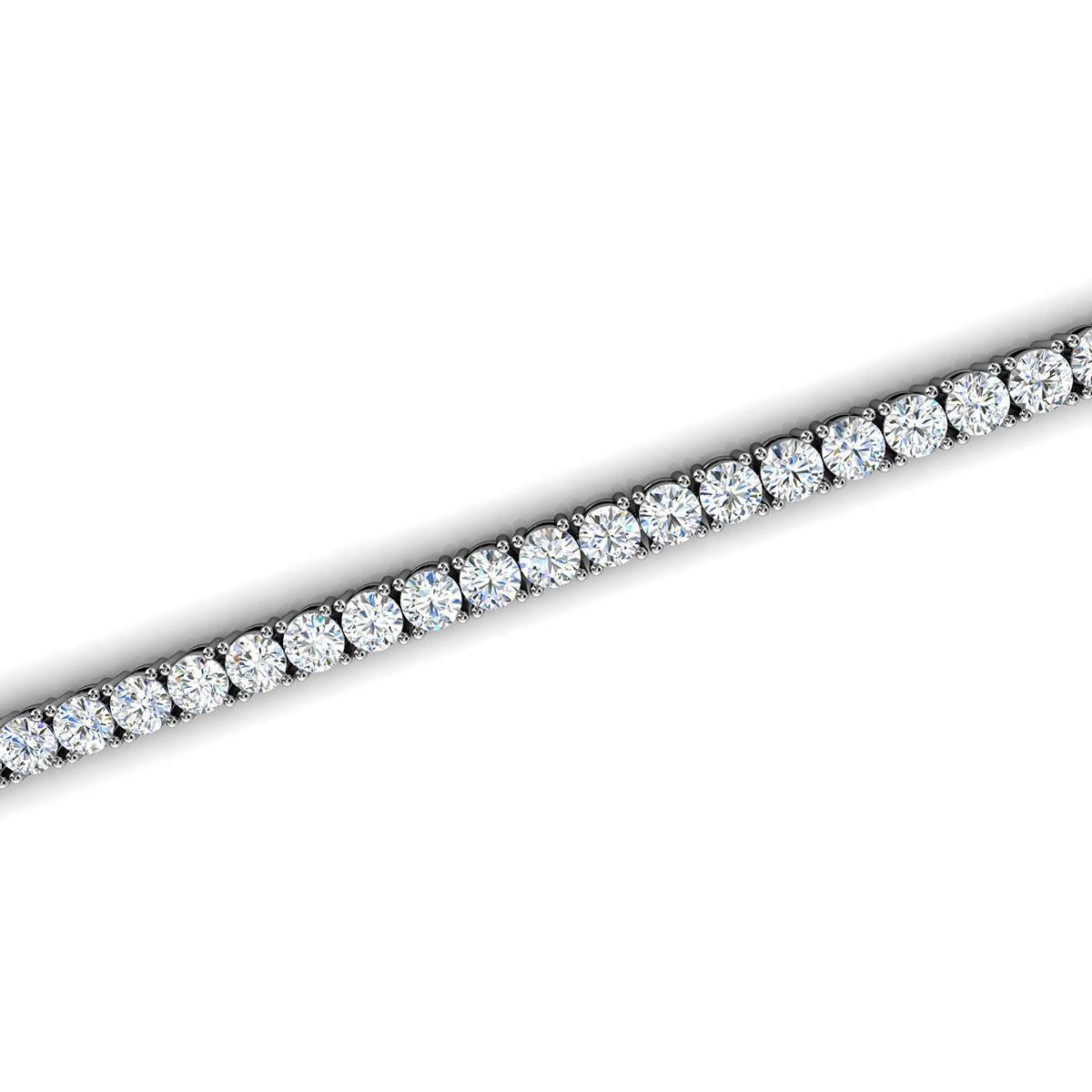 Taille ronde Bracelet tennis à quatre griffes en platine et diamants 7 carats tw en vente