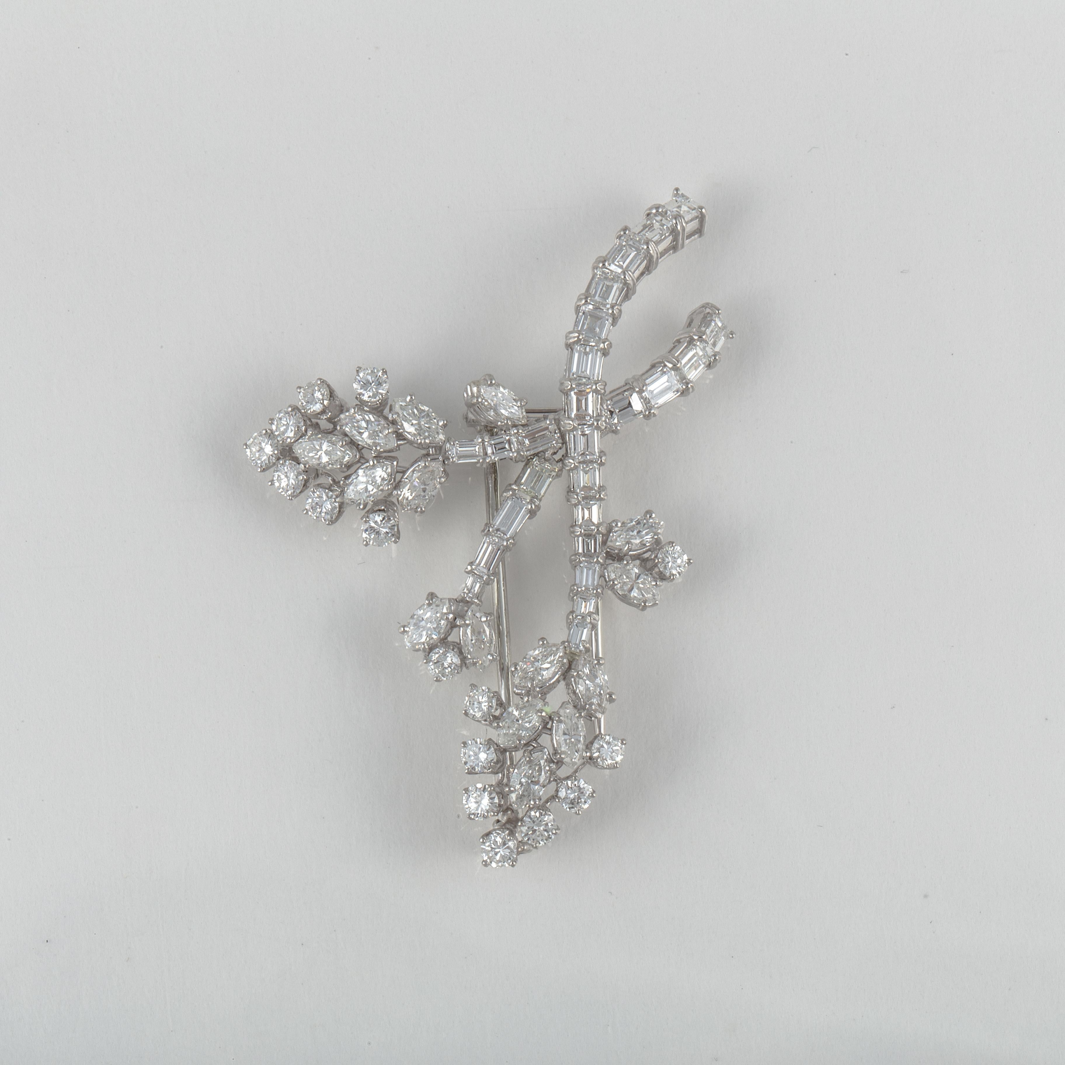 French Diamond Spray Brooch in Platinum In Good Condition In Houston, TX