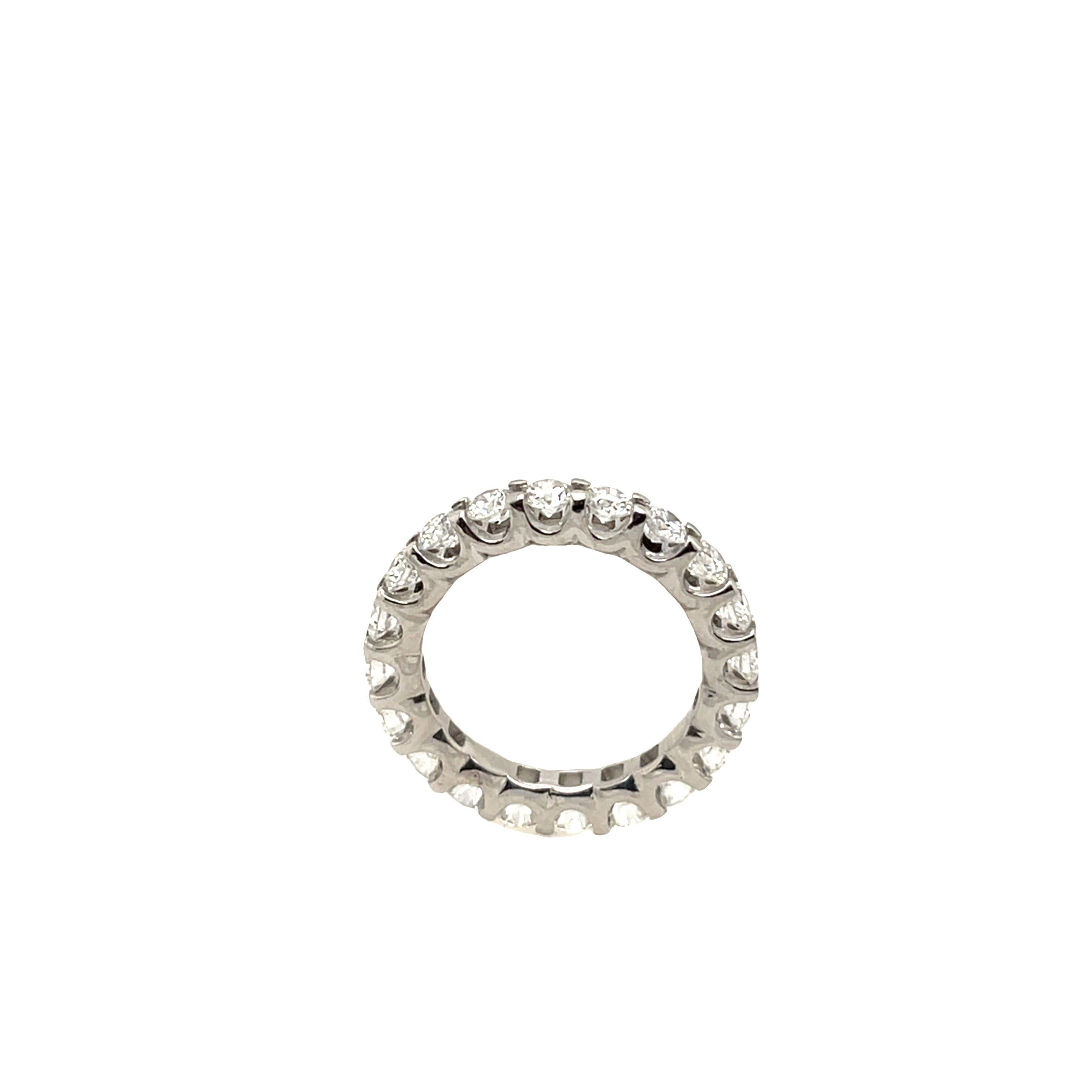 Round Cut Platinum Full Eternity Diamond Ring, Set With 2.20ct Natural Round Diamonds For Sale