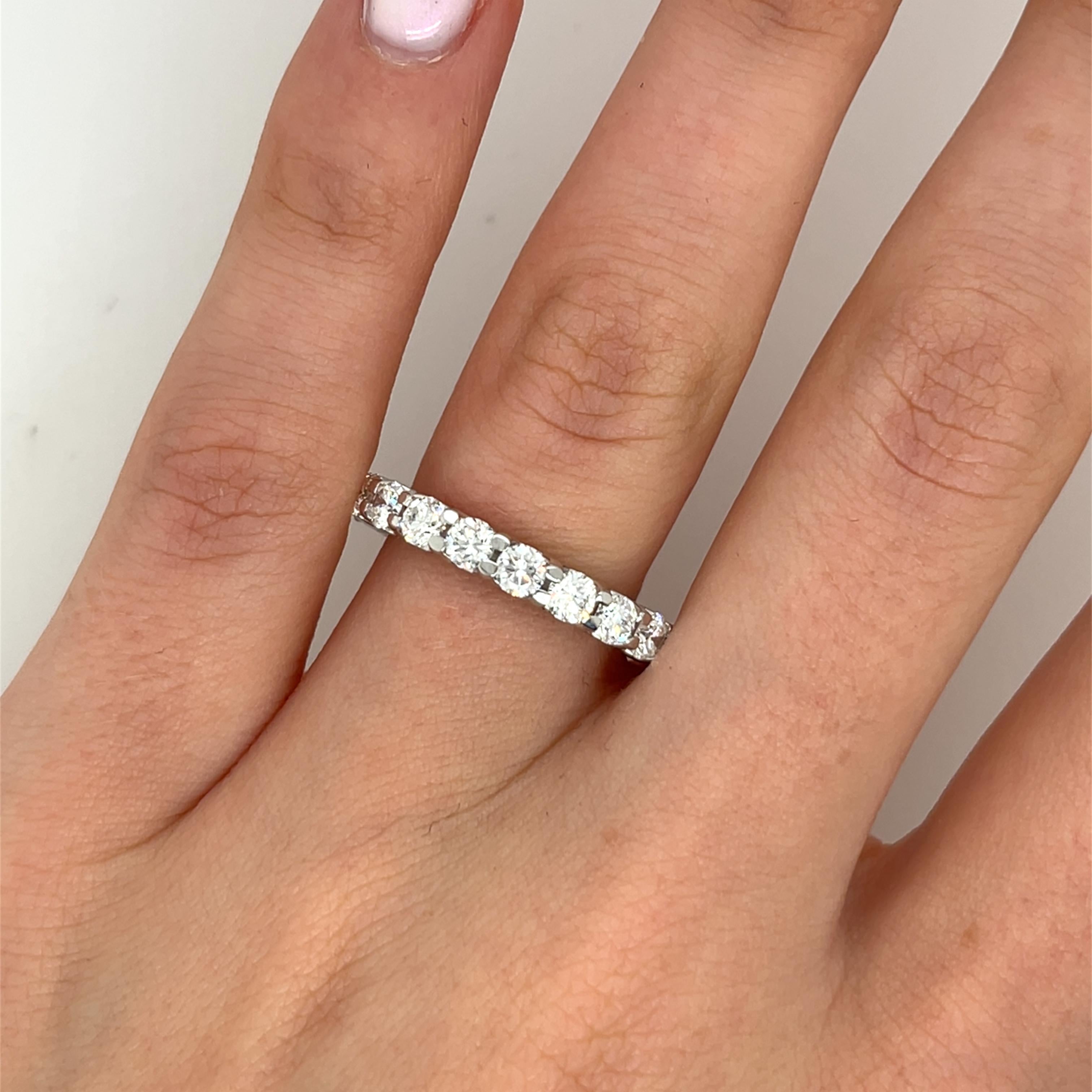 Platinum Full Eternity Diamond Ring, Set With 2.20ct Natural Round Diamonds For Sale 4