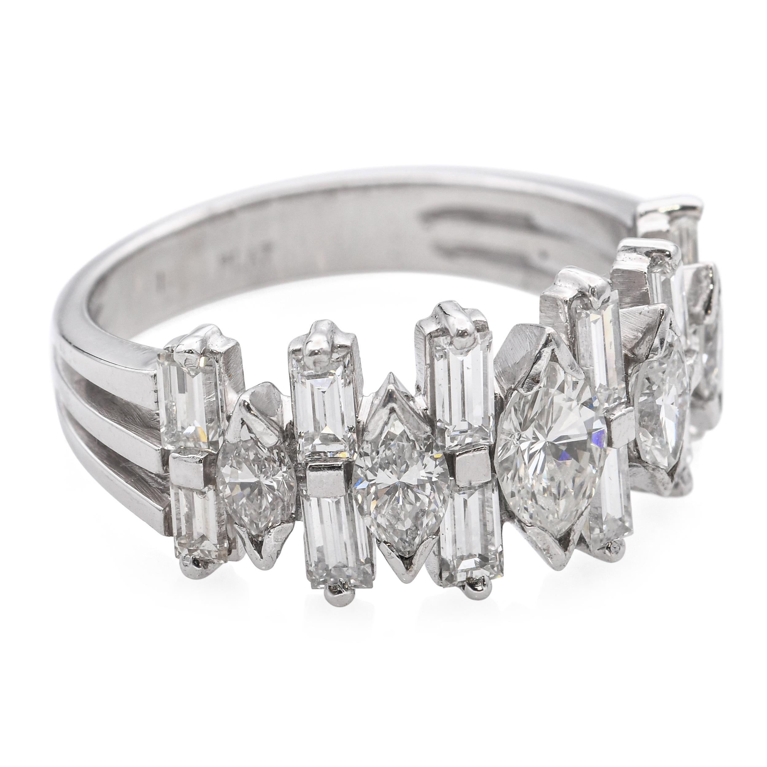 Bague géométrique en platine avec diamant Pour femmes en vente