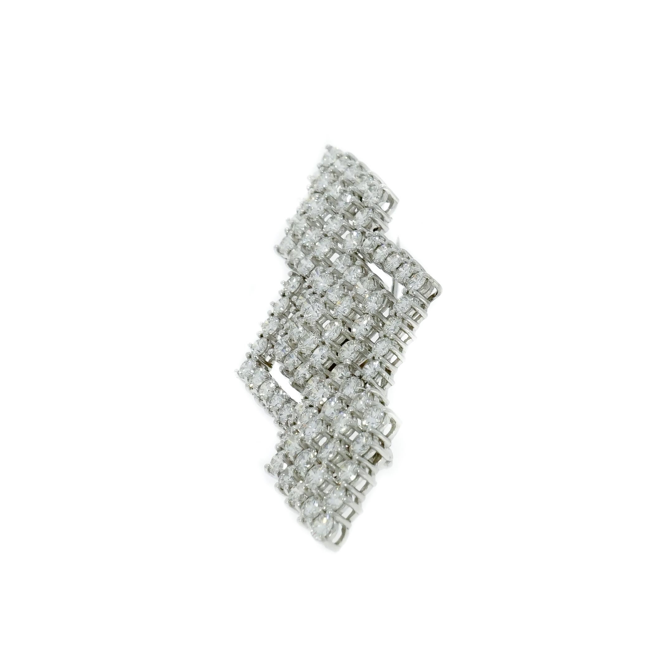 Platinum Geometrical Shaped Diamond Brooch In Excellent Condition In Greenwich, CT