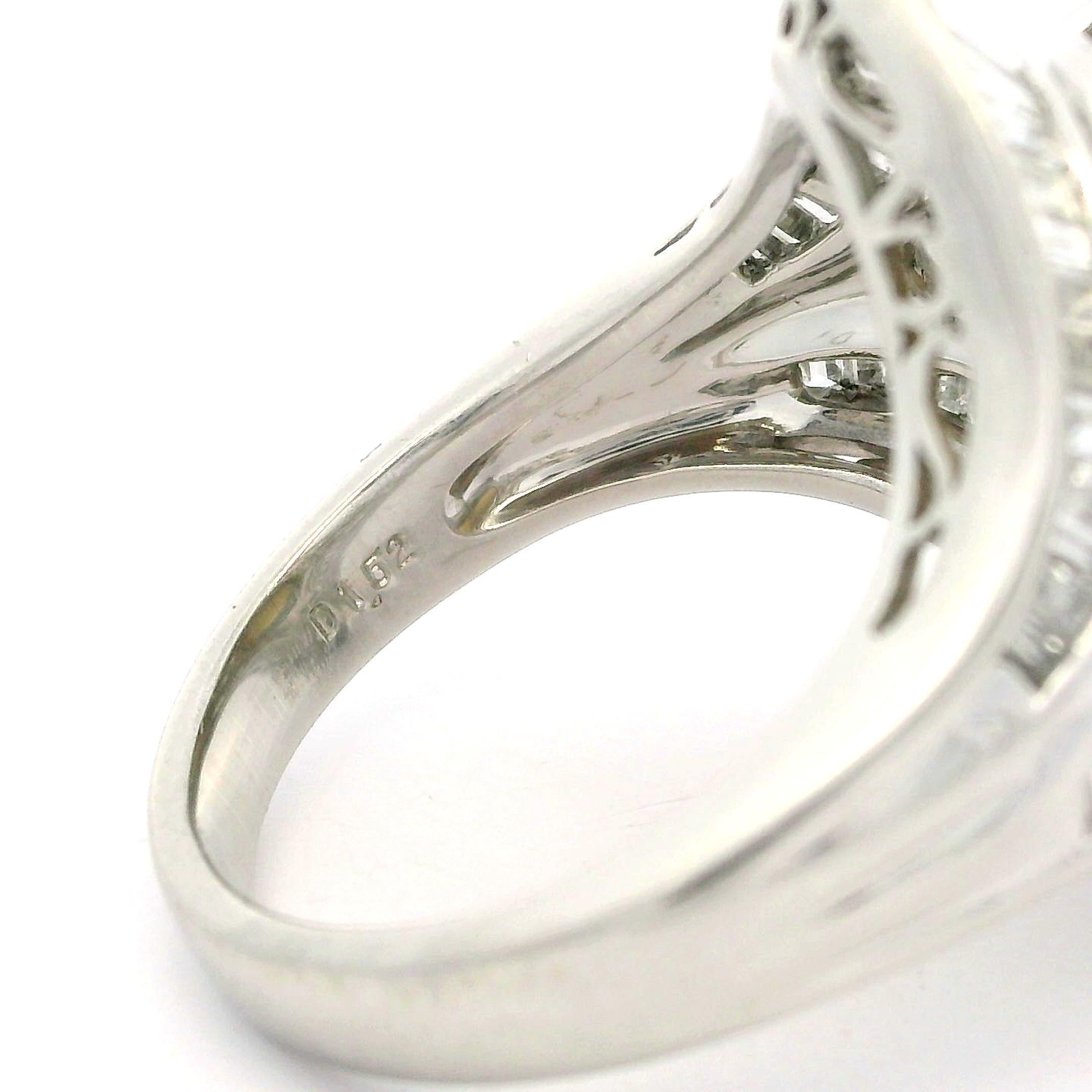 Gran Anillo Sustancial de Ojo de Gato y Diamantes Cabujón de Platino GIA 10,32 ctw en venta 8