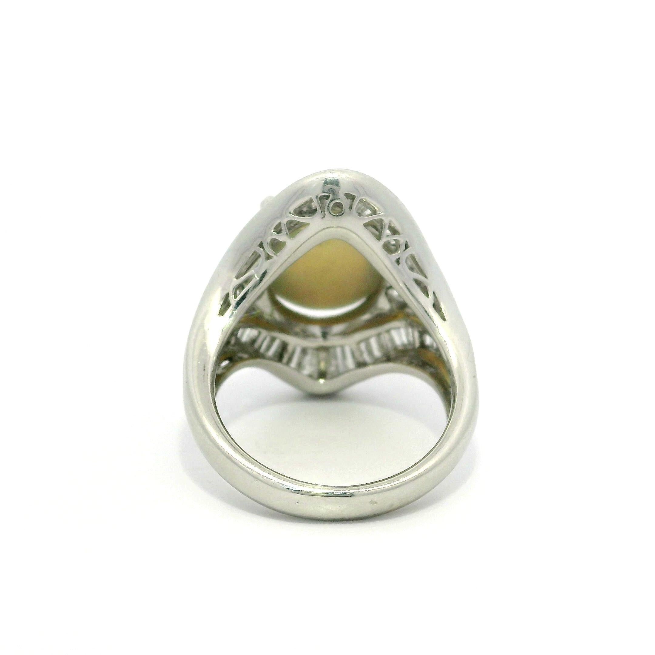 Gran Anillo Sustancial de Ojo de Gato y Diamantes Cabujón de Platino GIA 10,32 ctw en venta 14