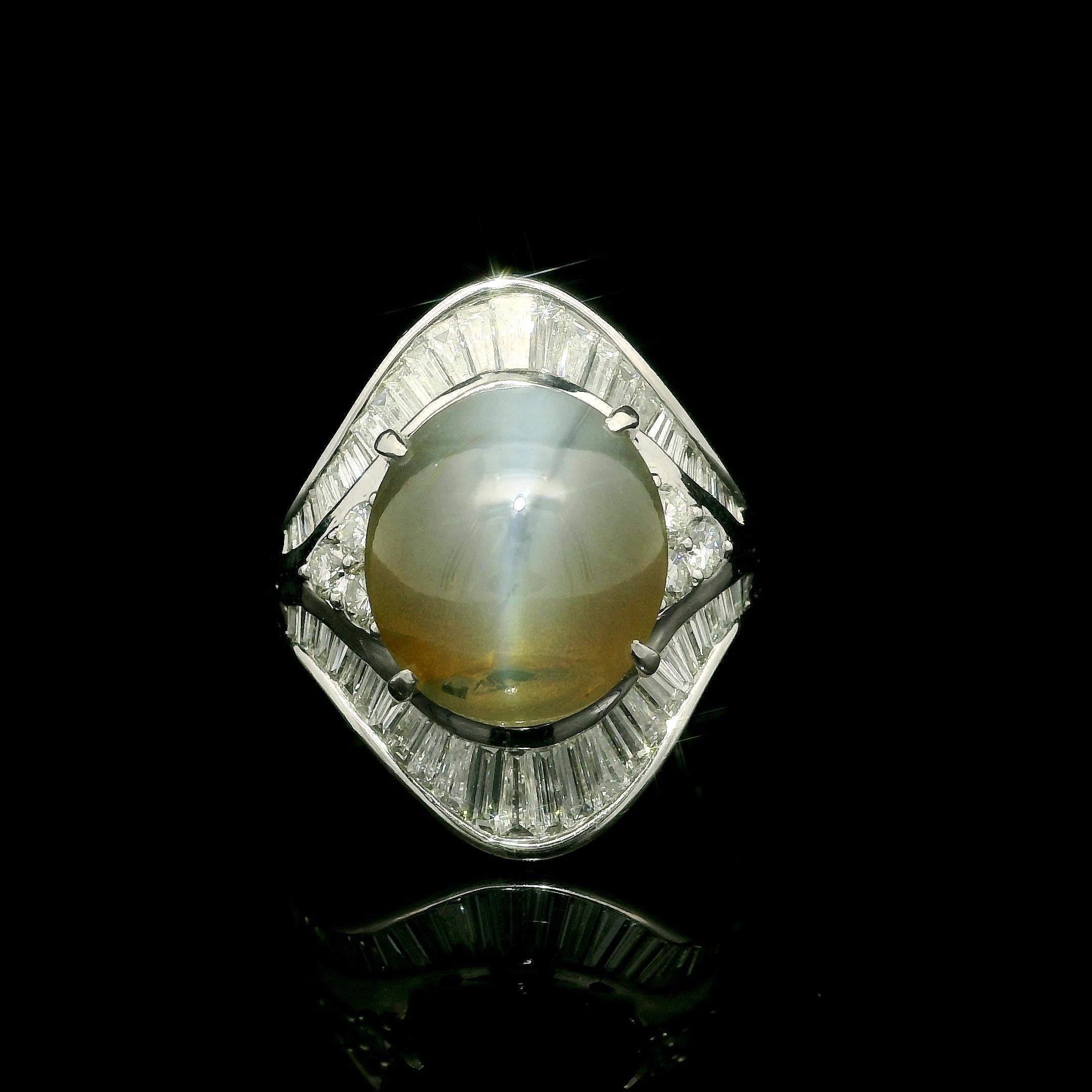 Gran Anillo Sustancial de Ojo de Gato y Diamantes Cabujón de Platino GIA 10,32 ctw en venta 1