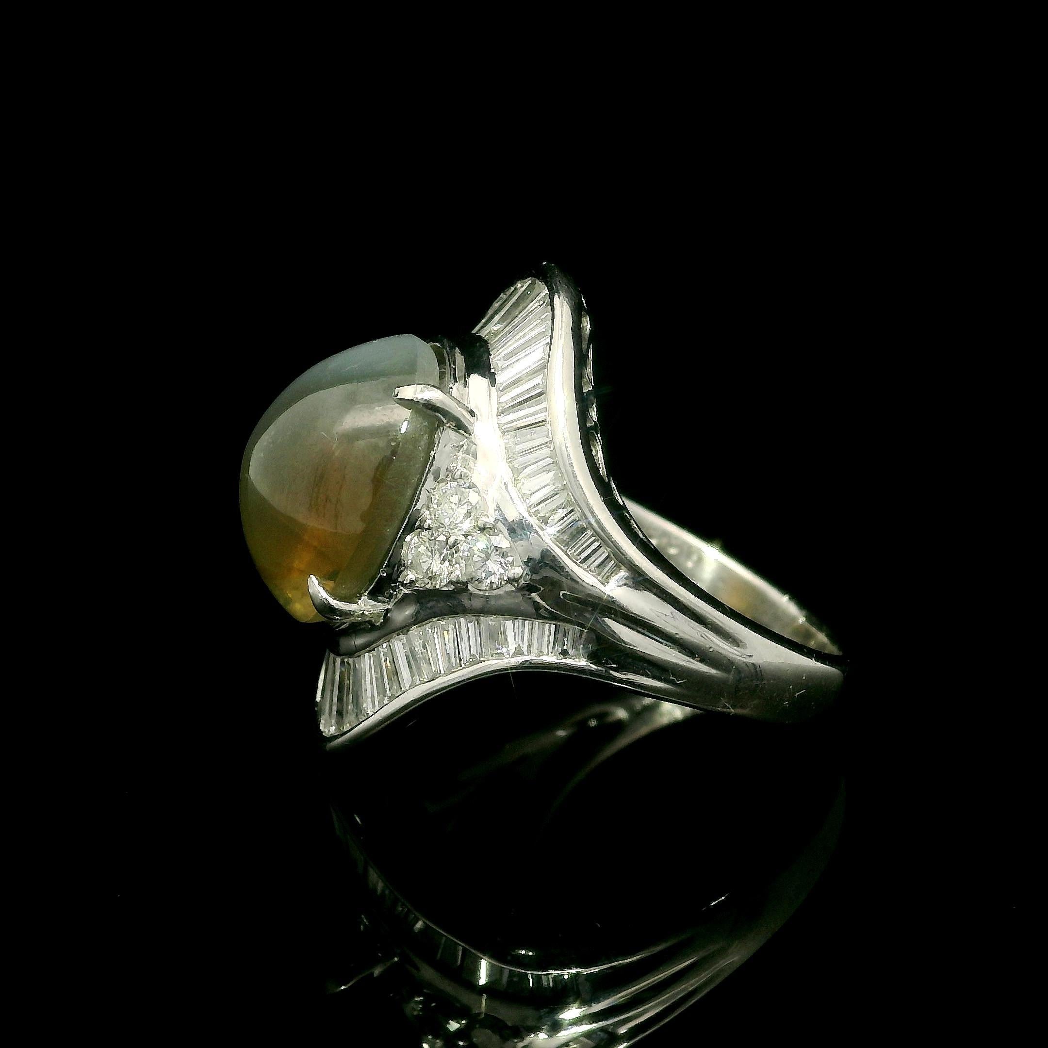 Gran Anillo Sustancial de Ojo de Gato y Diamantes Cabujón de Platino GIA 10,32 ctw en venta 4