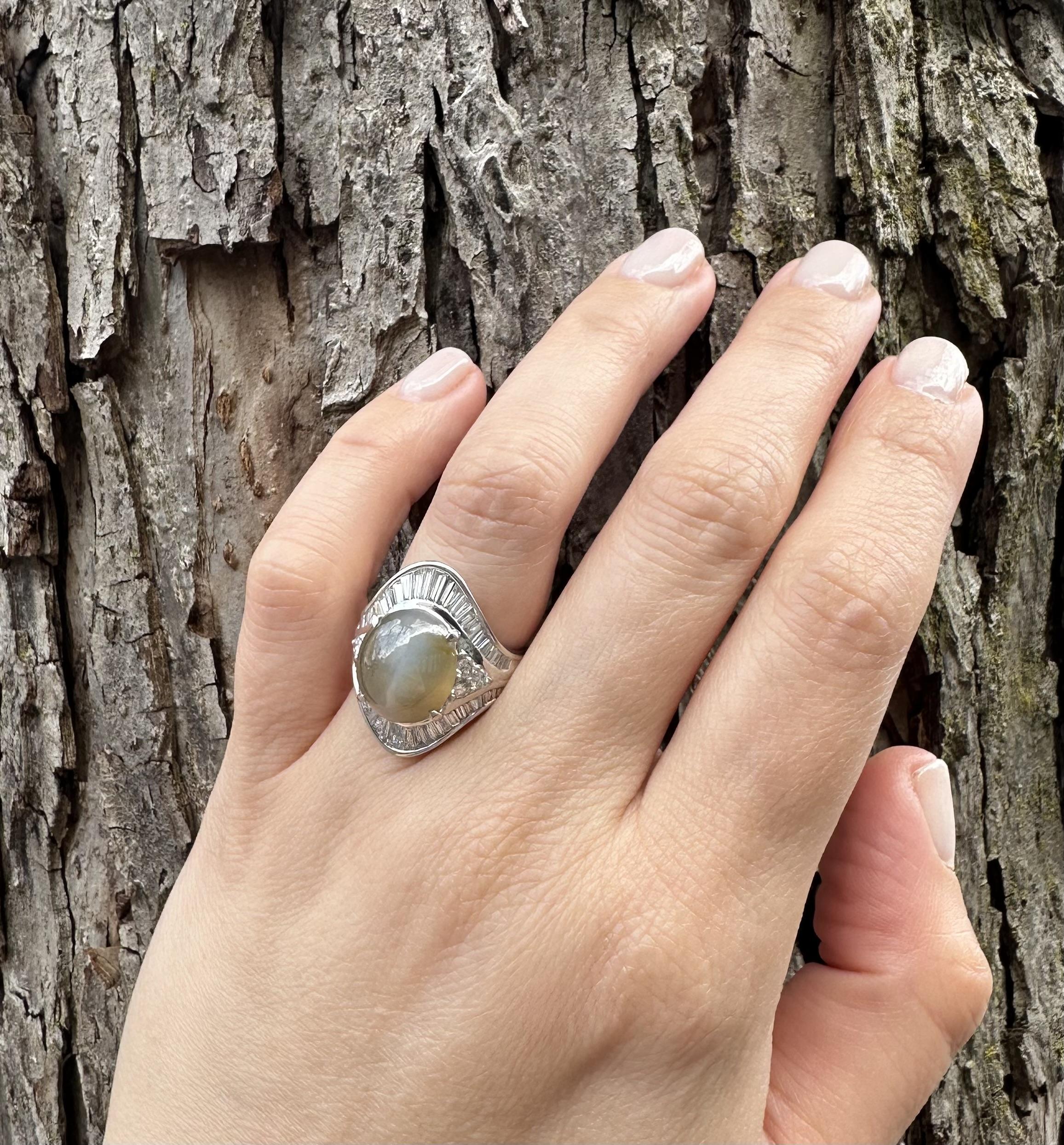 Gran Anillo Sustancial de Ojo de Gato y Diamantes Cabujón de Platino GIA 10,32 ctw en venta 5