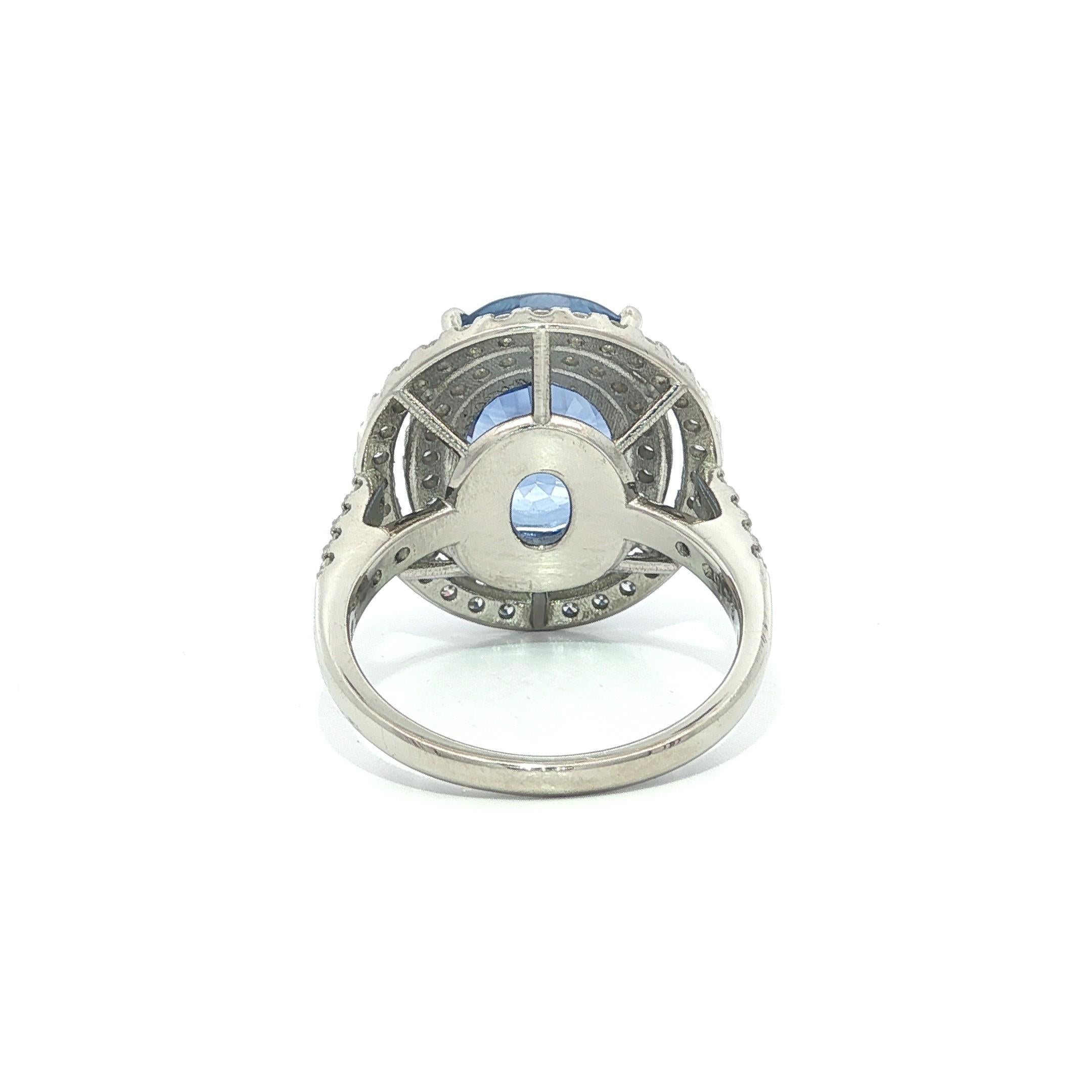 --Pietre: --
(1) Zaffiro naturale autentico - taglio ovale Brilliante - incastonato - colore blu fiordaliso molto pulito - Ceylon - riscaldato - 9,73ct (esatto)
** Vedere i dettagli della certificazione qui sotto per informazioni complete
Numerosi