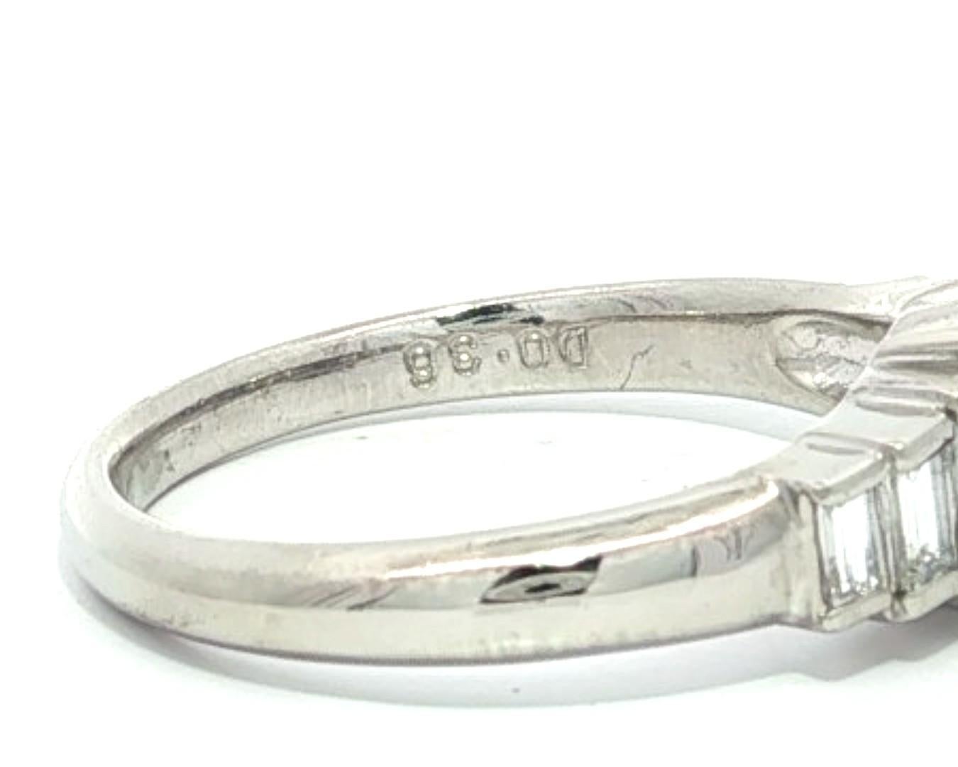 Anillo de Platino GIA 1.51ct Azul Púrpura Cambio de Color Granate con Diamantes Paso a Lado en venta 3