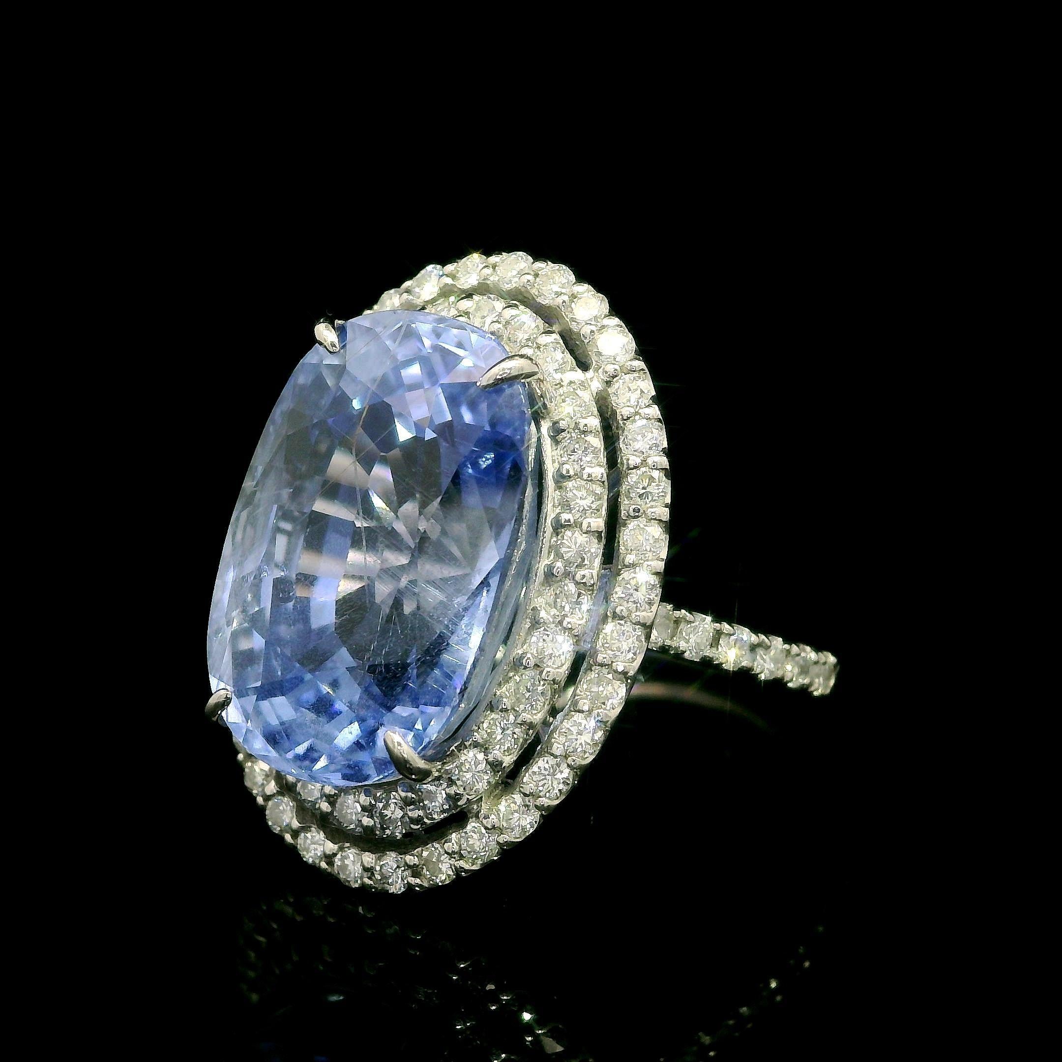 Platino GIA 15,48 ctw Gran Zafiro Azul Periwinkle de Ceilán Sin Calentamiento Anillo de Diamantes en venta 1