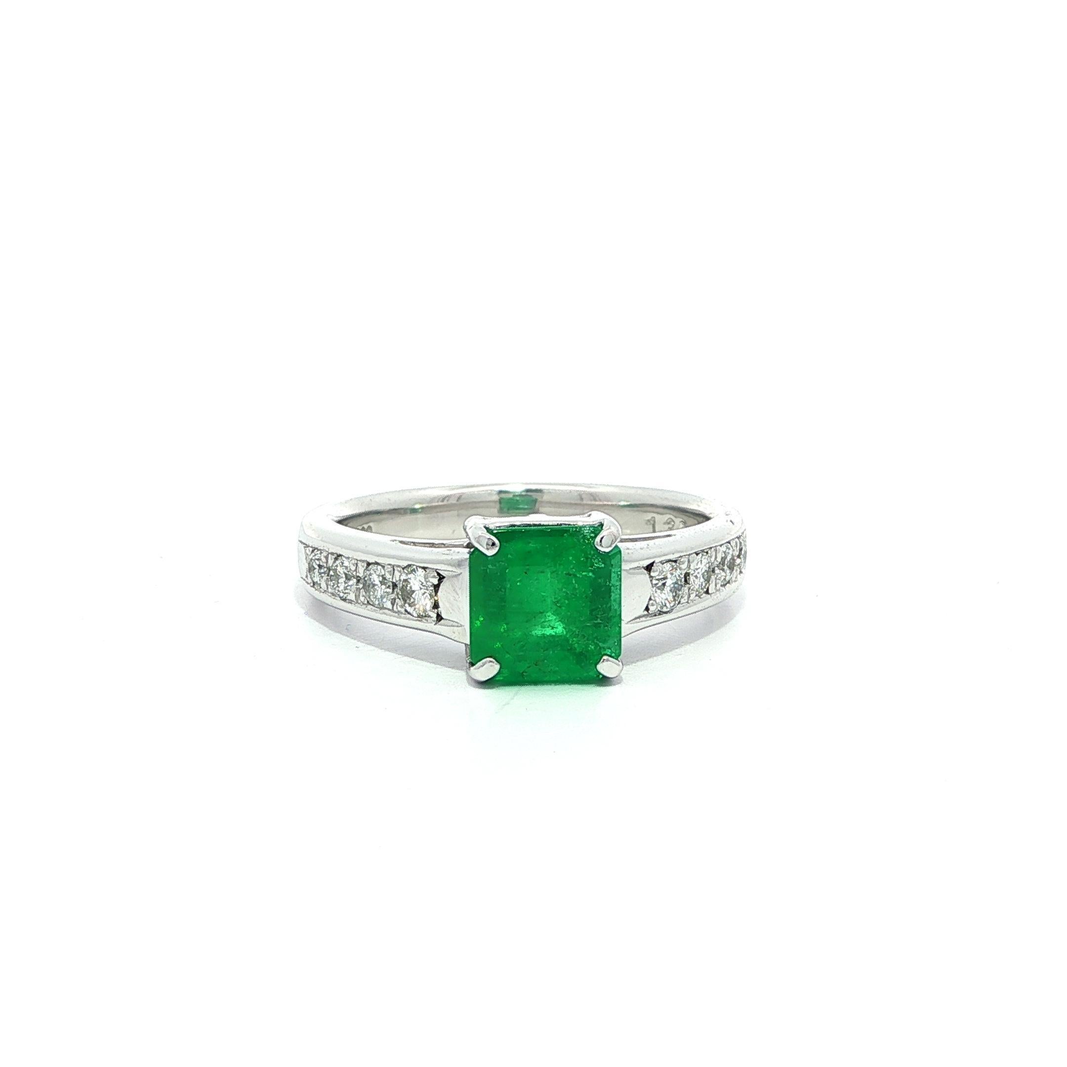 Platin GIA 1,61ctw kolumbianischen Smaragd Solitär w / Diamant-Verlobungsring im Angebot