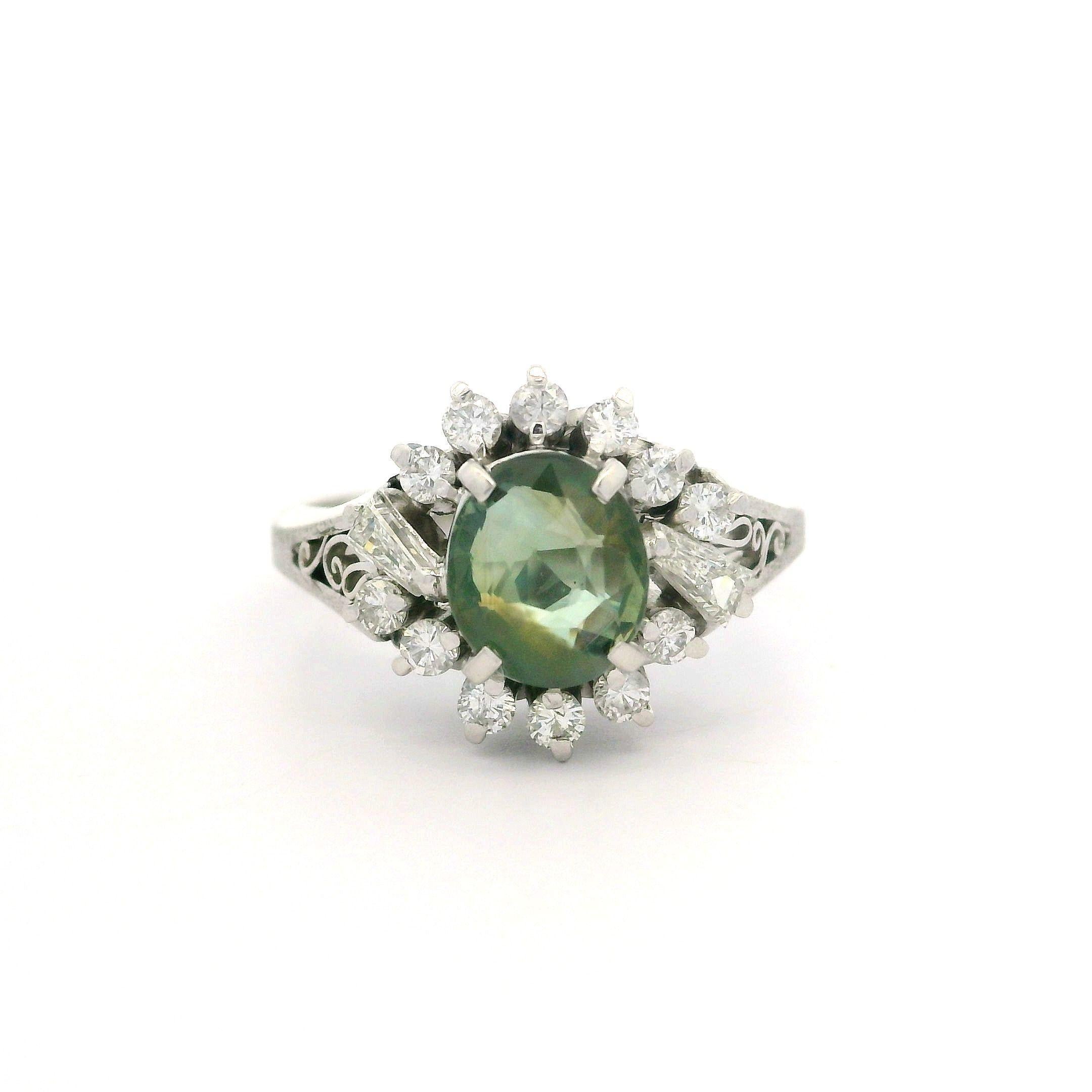 Platinum GIA 1.68ct Ceylon Green Purple Color Change Alexandrite & Diamond Ring 4