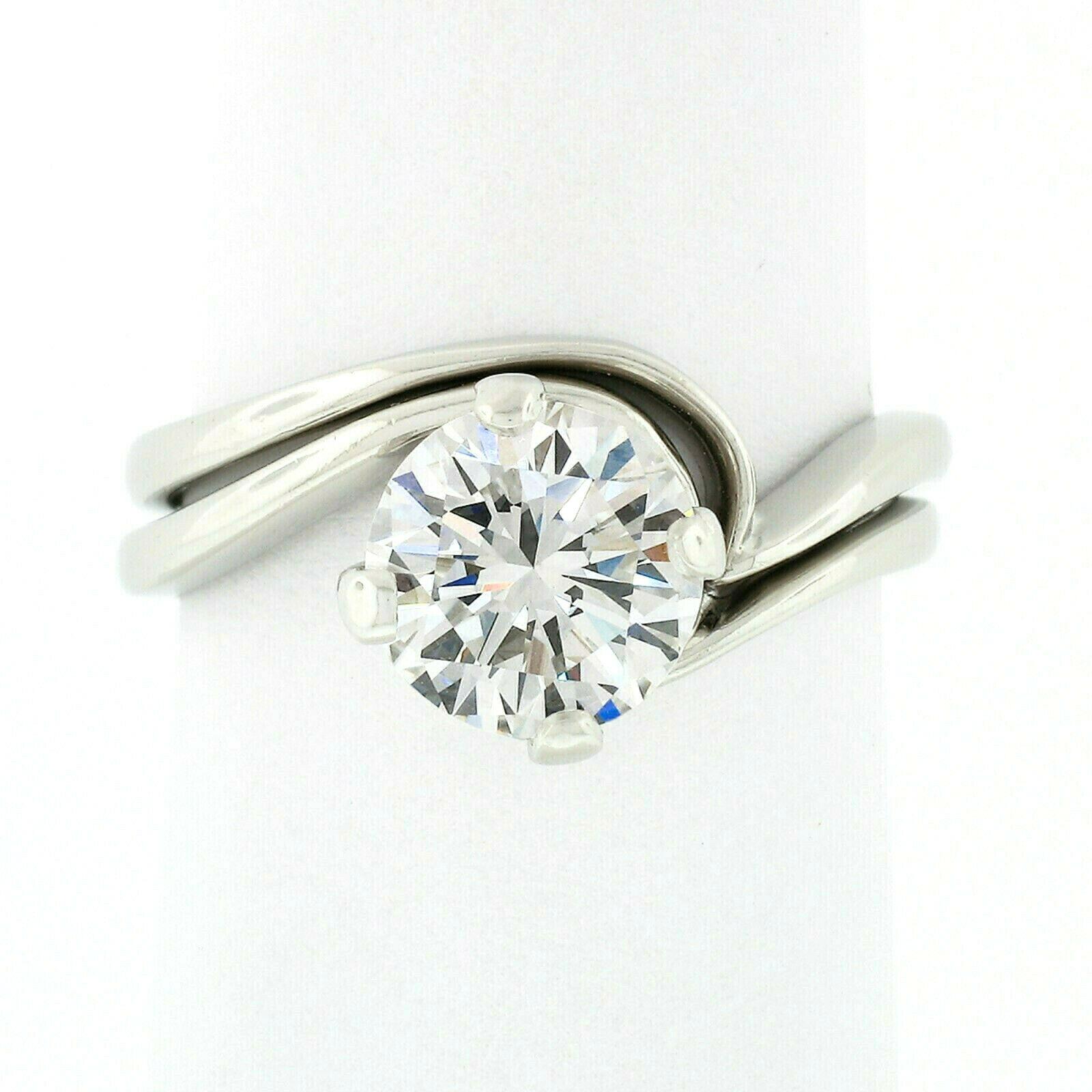Platinum GIA 1.69ct D VS2 Round Diamond Jabel Engagement Ring & Wedding Band Set In Good Condition In Montclair, NJ
