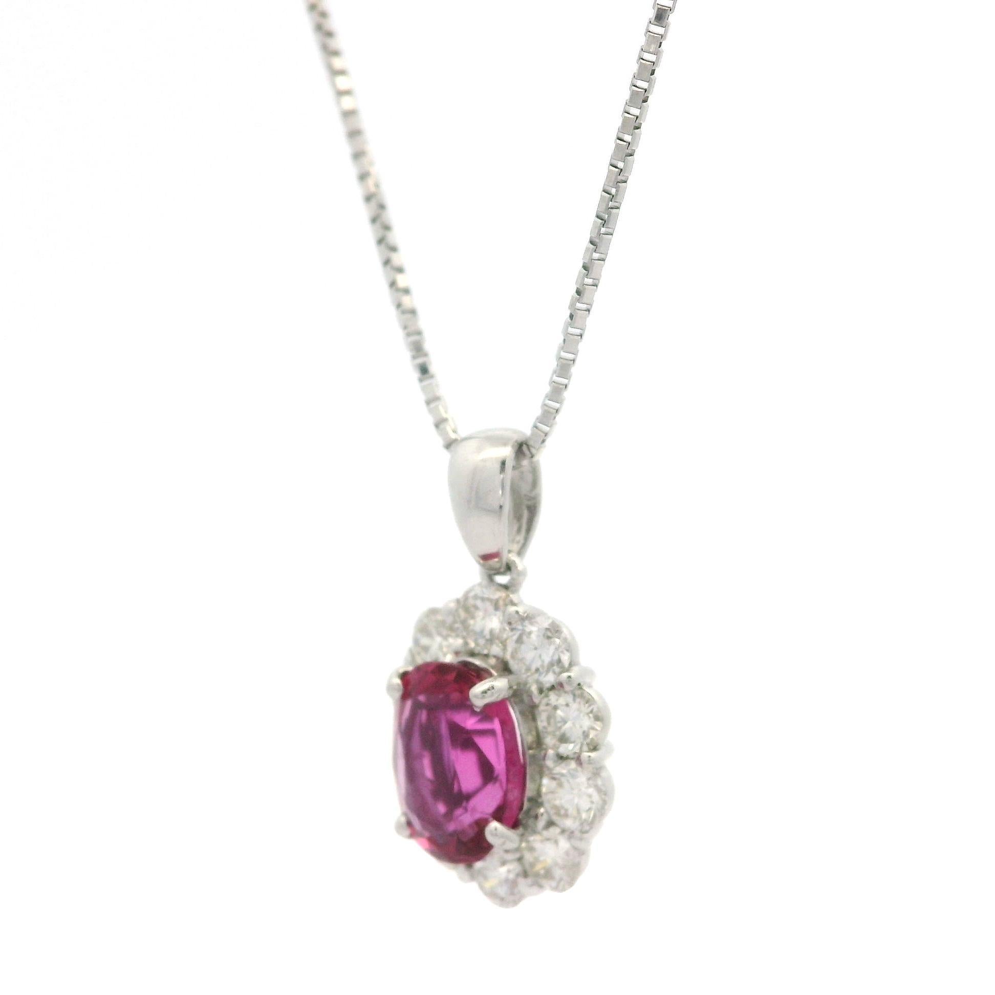 Collier à chaîne réglable en platine GIA 1.91ctw Rubis ovale avec pendentif halo en diamant en vente 4
