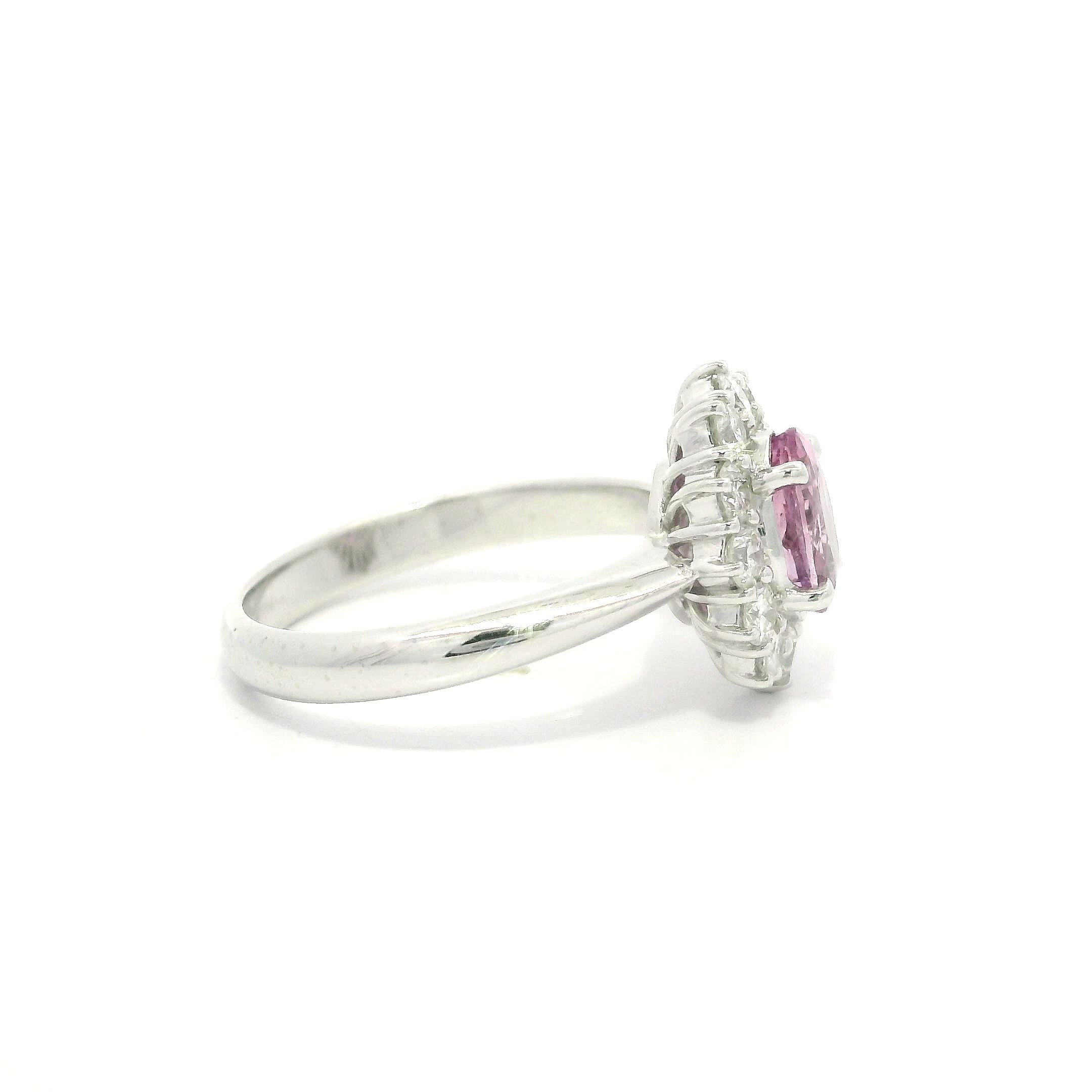Platinum GIA 1.92ctw Oval Pink No Heat Sapphire w/ Diamond Halo Cluster Ring For Sale 5