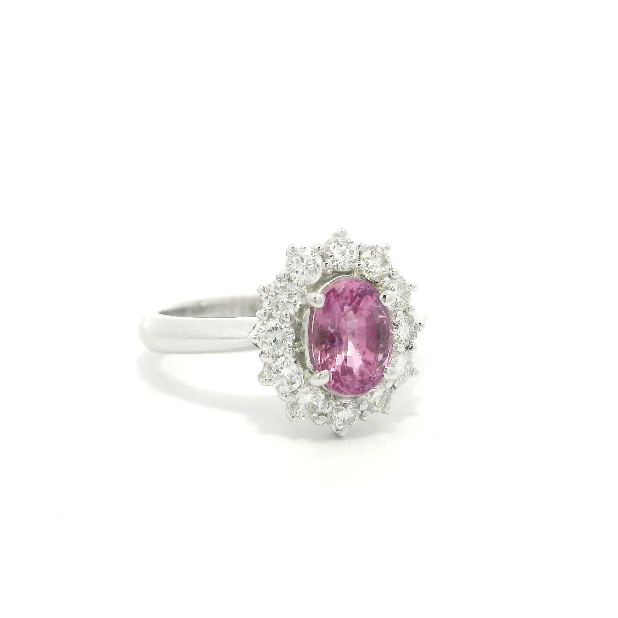 Platinum GIA 1.92ctw Oval Pink No Heat Sapphire w/ Diamond Halo Cluster Ring For Sale 7