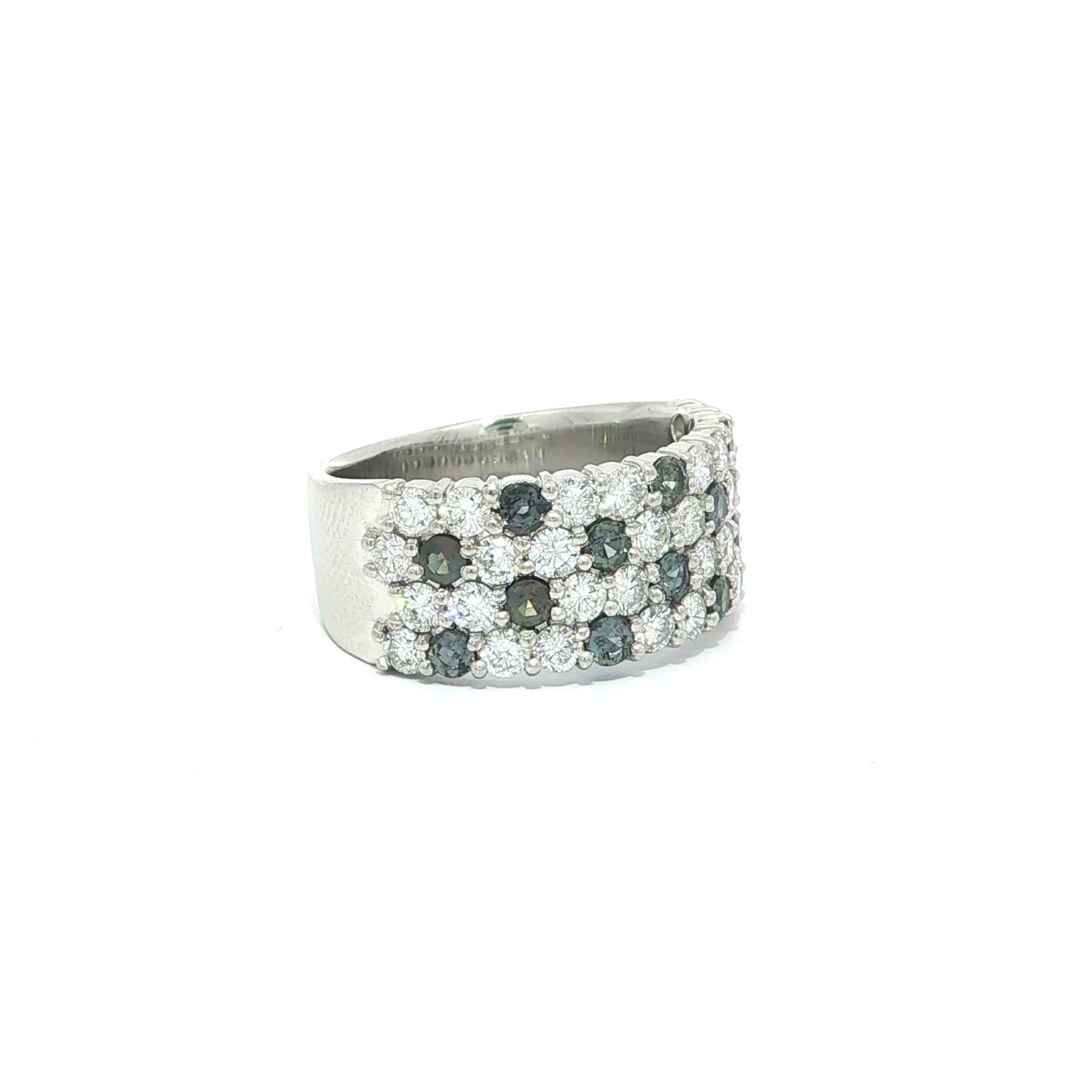 Platin GIA 1,98ctw Farbwechsel Brasilien Alexandrit & Diamant Wide Band Ring im Angebot 5