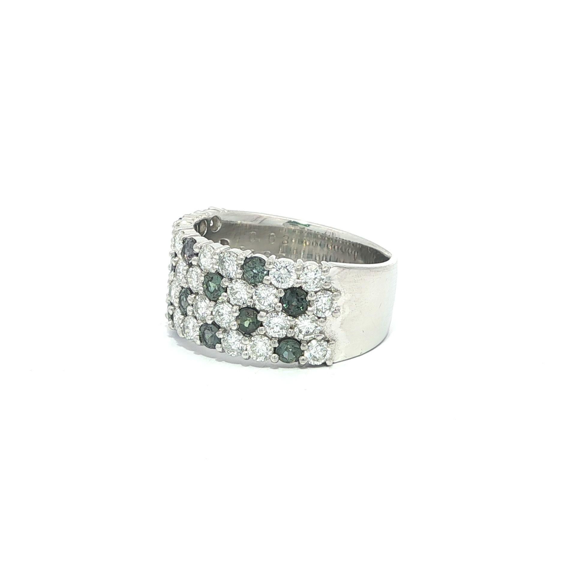 --Stein(e):--
(14) Natürlicher echter Alexandrit-Chrysoberyll - runder Brillantschliff - Zackenbesatz - grün-blaue bis lila Farbe - Brasilien - 0,63ctw (genau )
** Vollständige Informationen siehe unten unter 