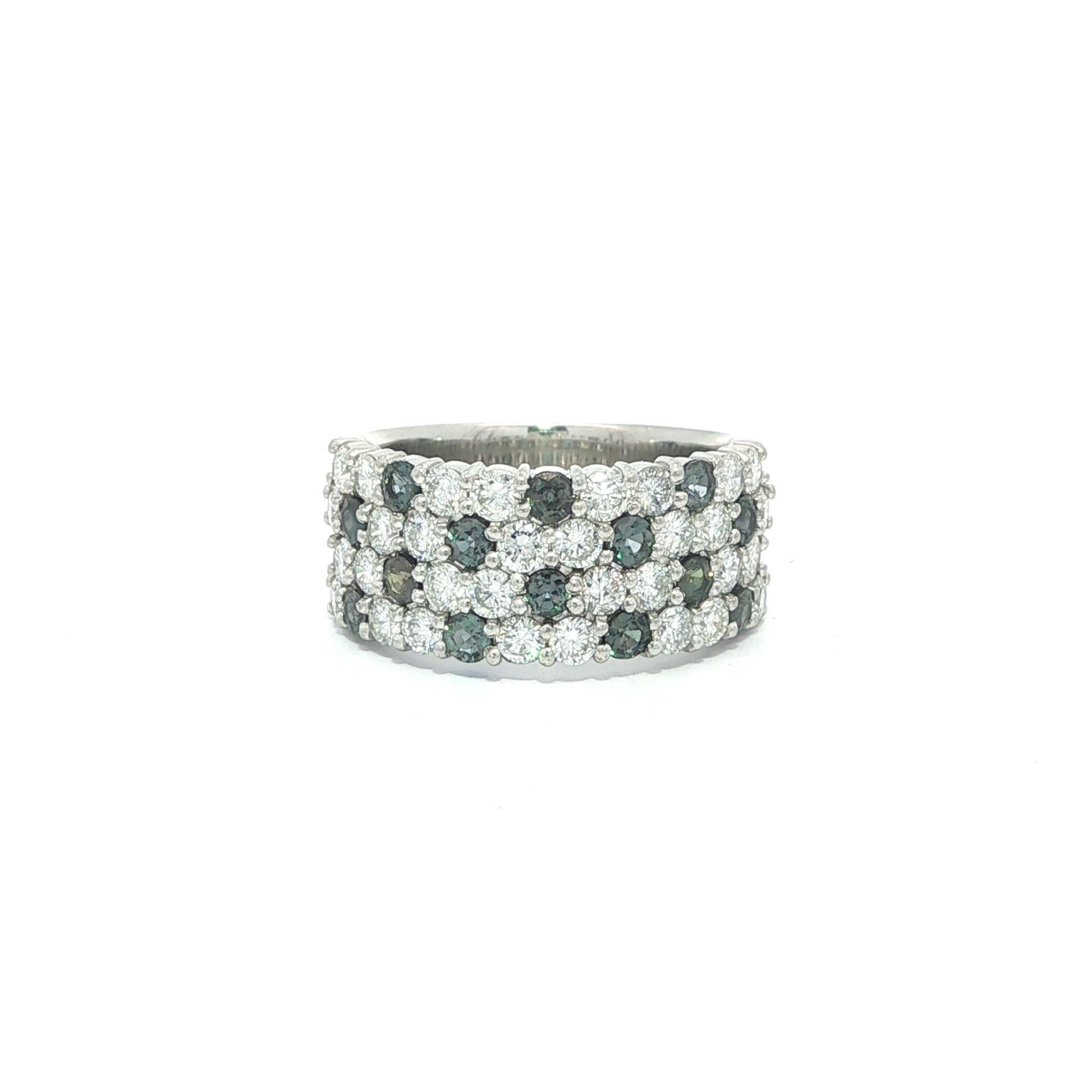 Platin GIA 1,98ctw Farbwechsel Brasilien Alexandrit
Diamant Wide Band Ring