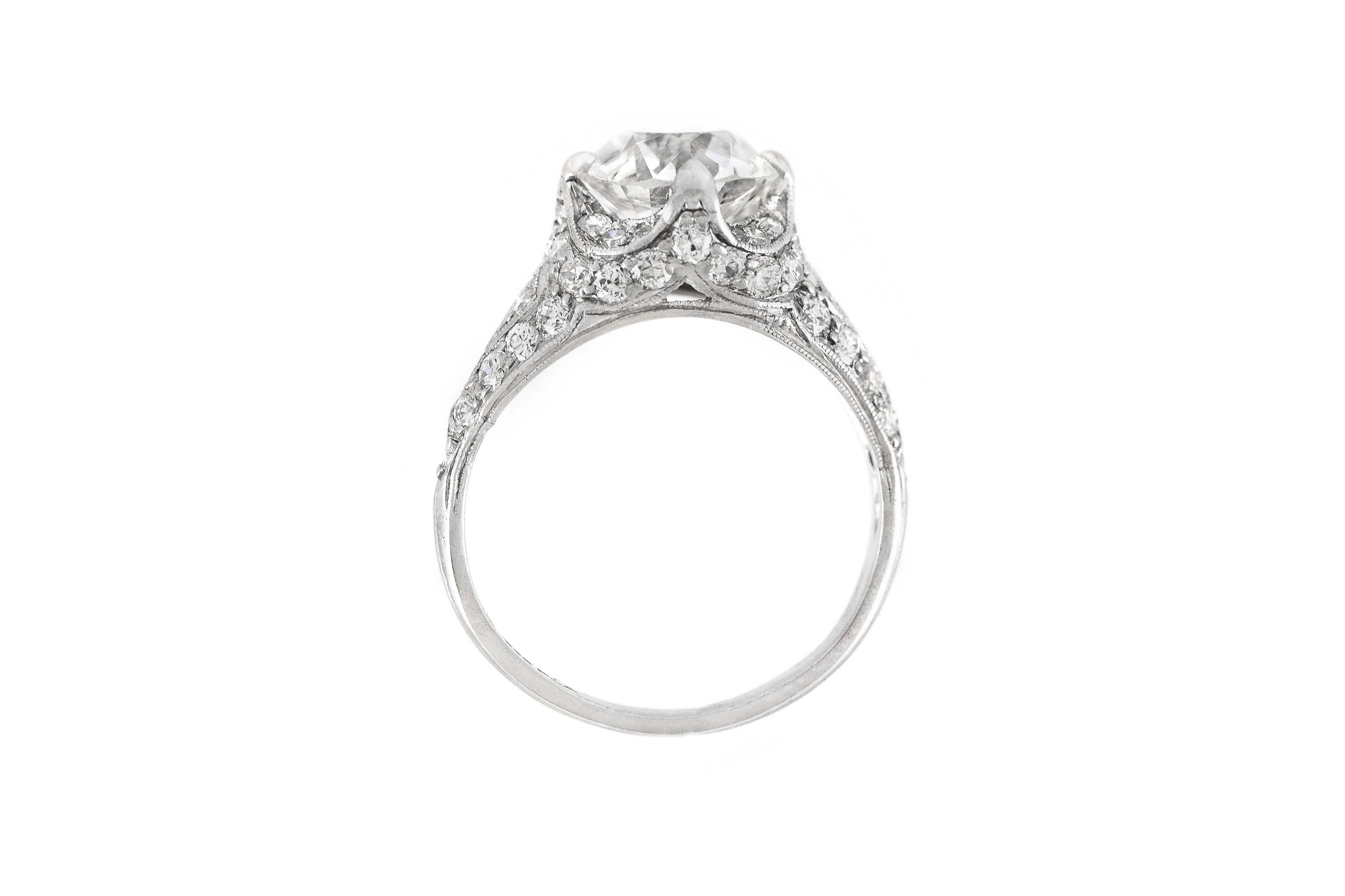 Platinum Gia 2.15 on Diamonds Filigree Engagement Ring In Excellent Condition For Sale In New York, NY