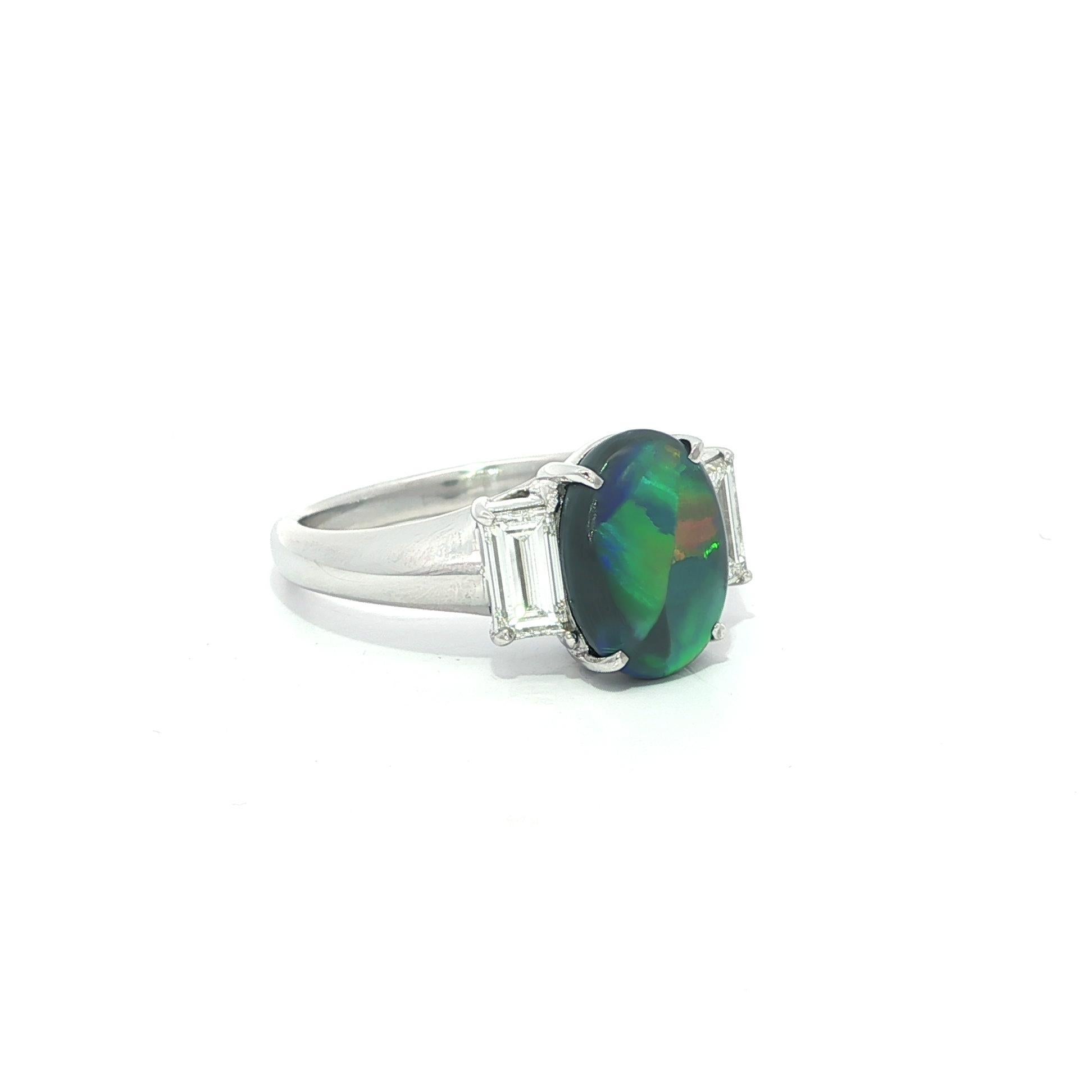 Bague en platine GIA 2.33ctw exceptionnelle Opale noire colorée Bague longue diamant baguette en vente 4