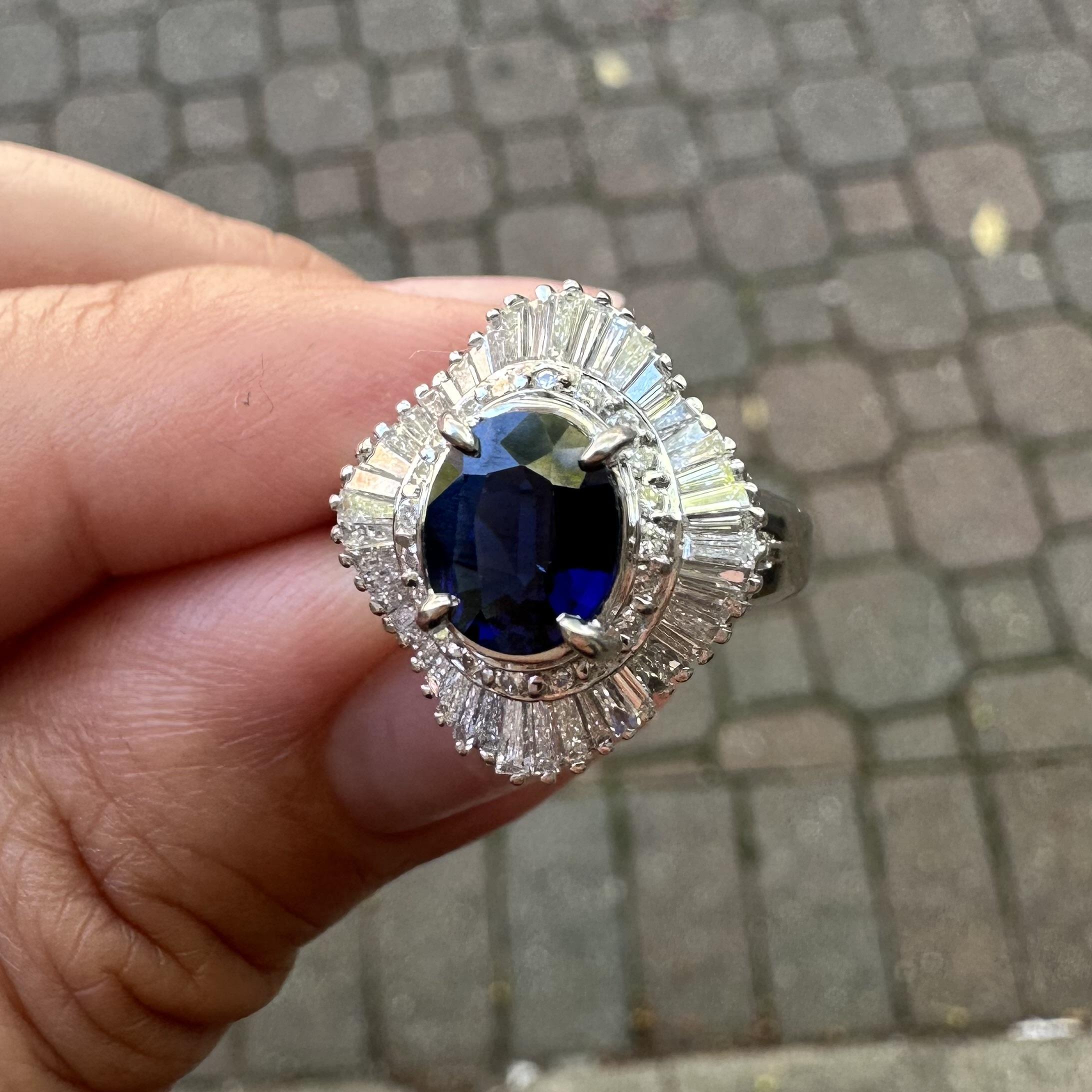 Platinum GIA 2.37ct No Heat Dark Royal Blue Sapphire Diamond Wavy Ballerina Ring In Excellent Condition For Sale In Montclair, NJ