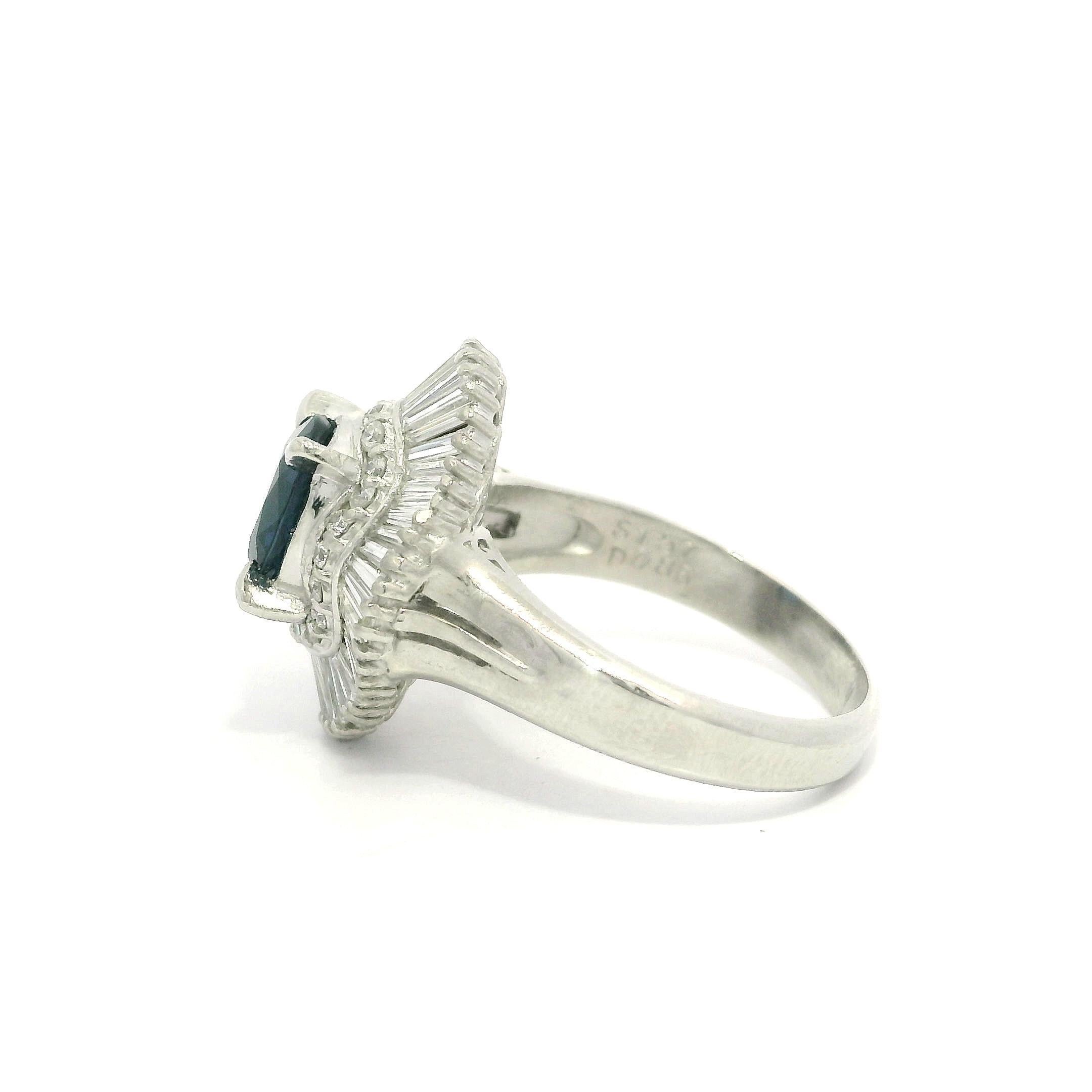 Platinum GIA 2.43ctw Very Nice Oval Sapphire w/ Diamond Ballerina Cocktail Ring For Sale 4